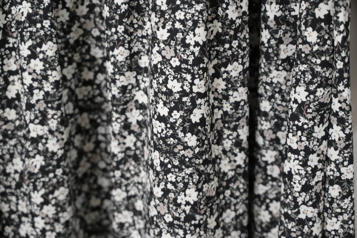 秋冬· 針織布料拼碎花寬鬆長裙 2色入 1W61118