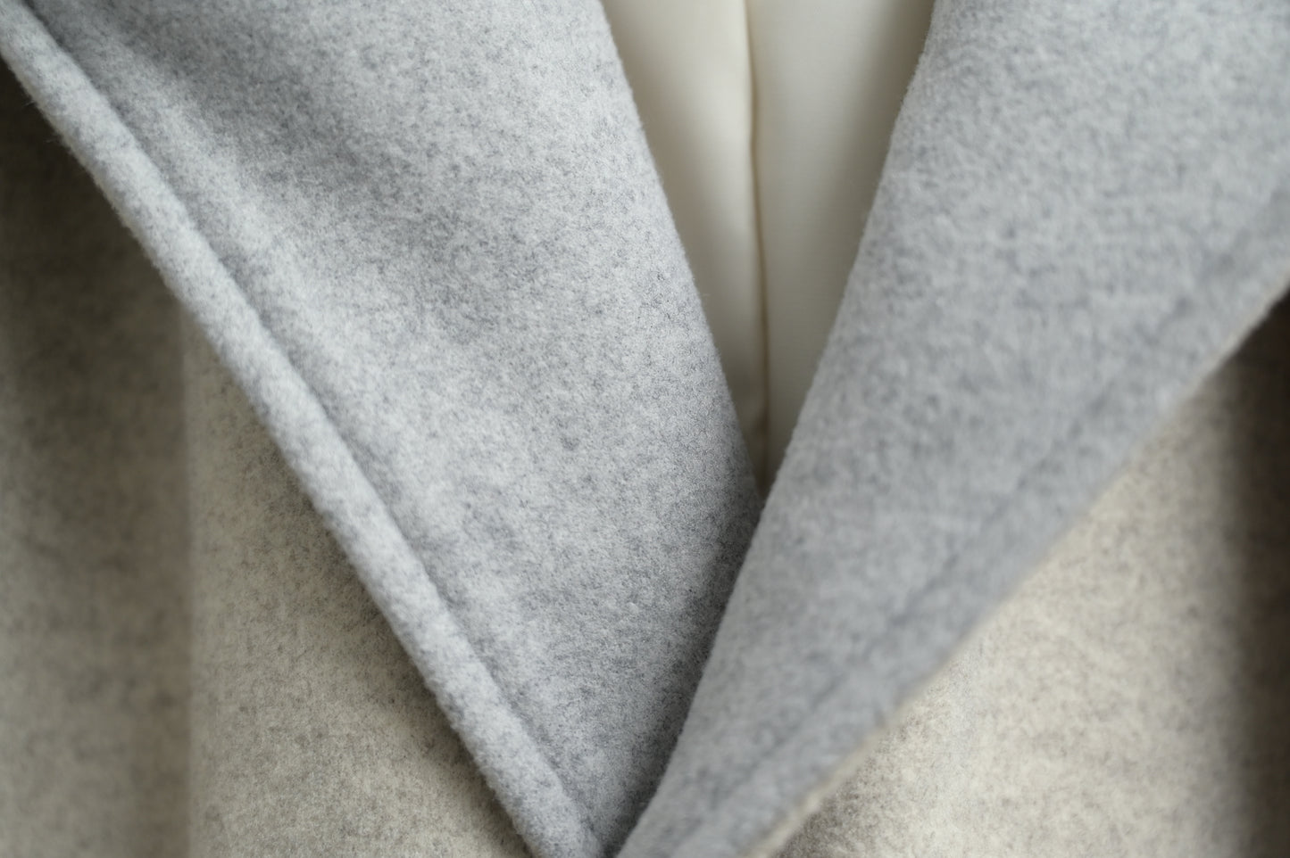 撞色反袖帶帽中長絨褸 1色入 1W61121