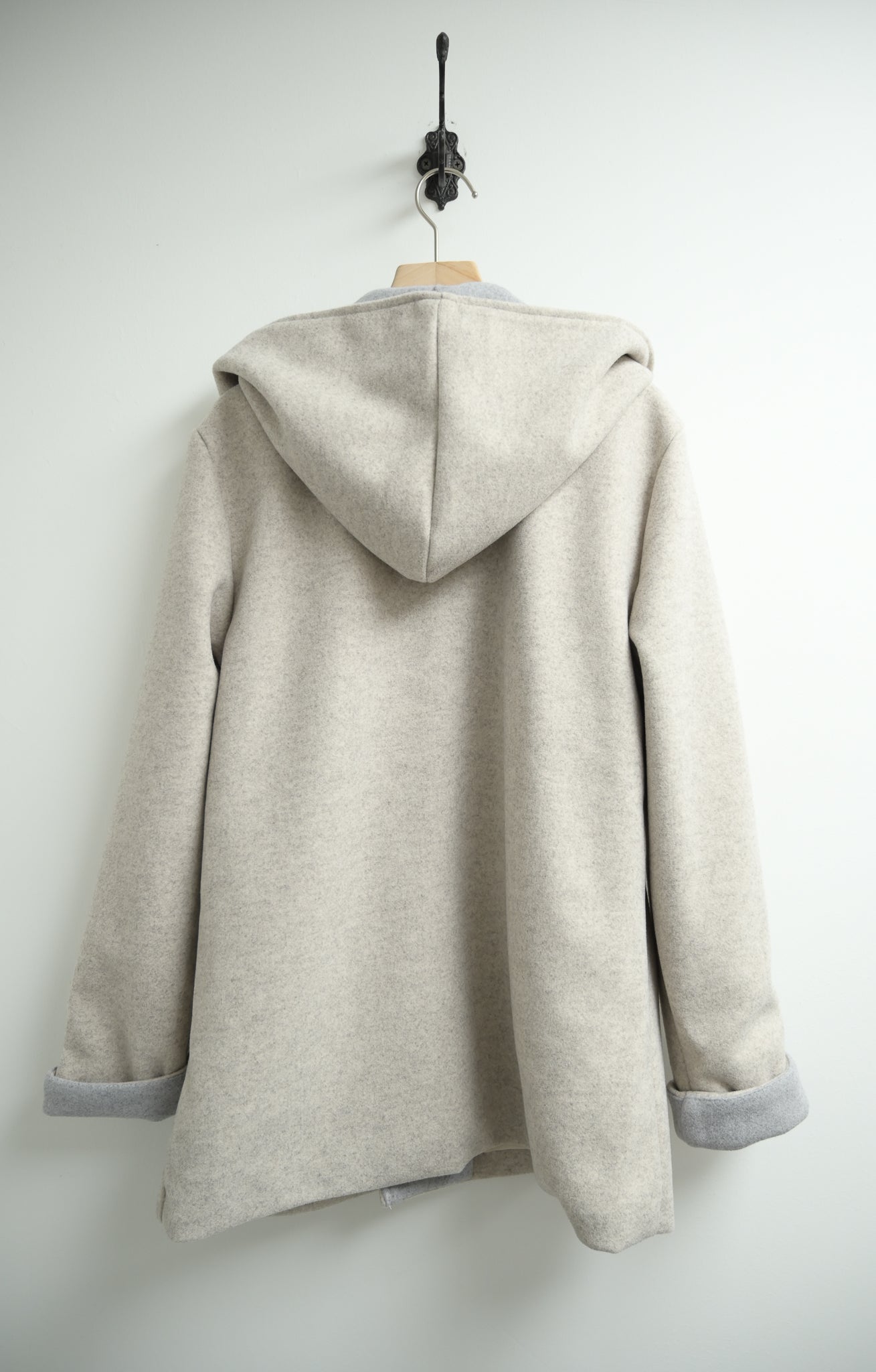 撞色反袖帶帽中長絨褸 1色入 1W61121