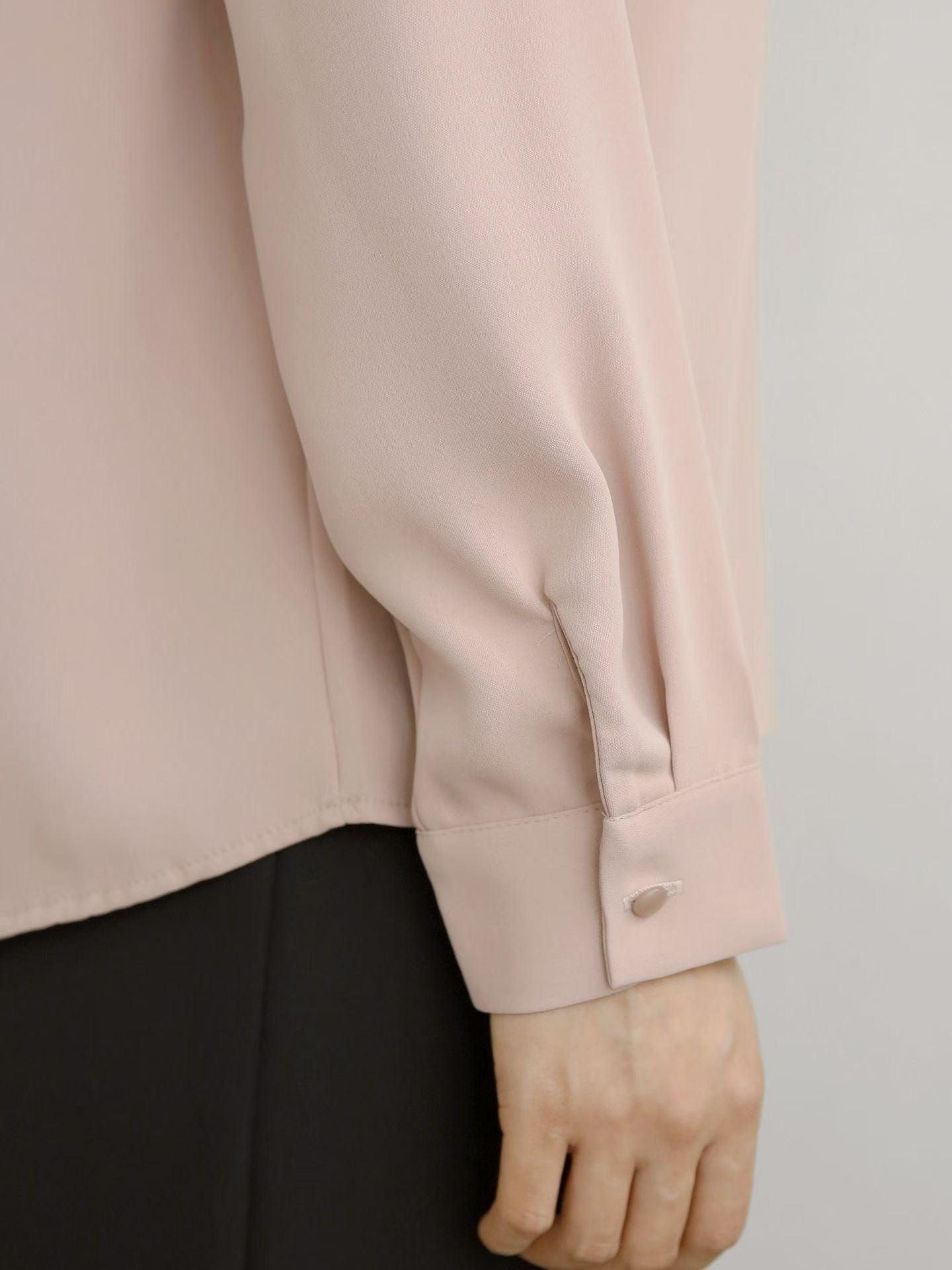 KR直送．扭紋雪紡上衣 2色入 1W91113