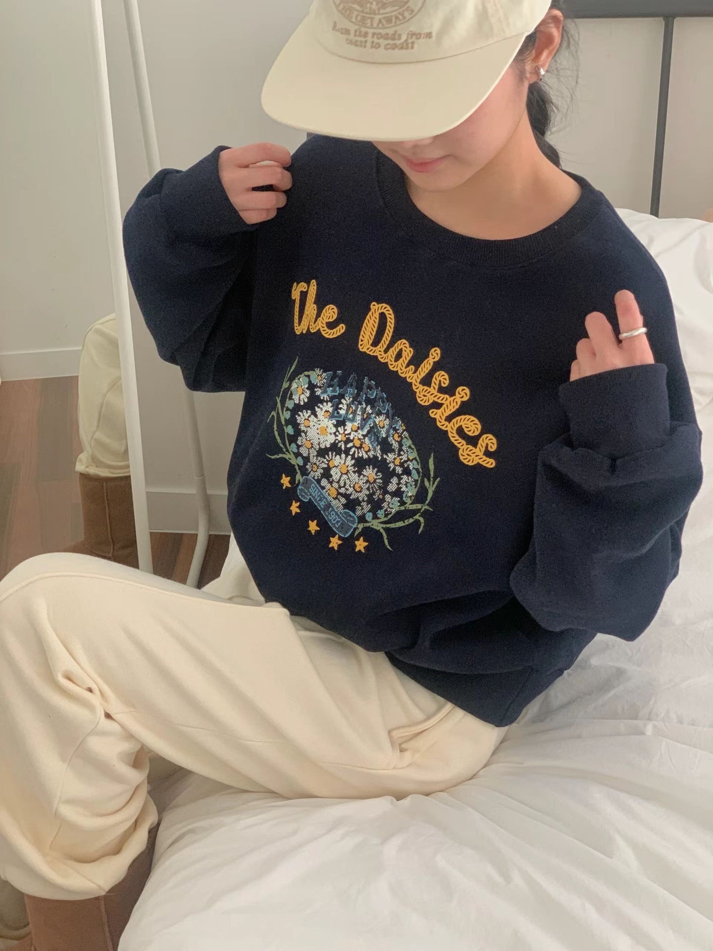 KR直送 The Daisies 加絨衛衣 1W91139