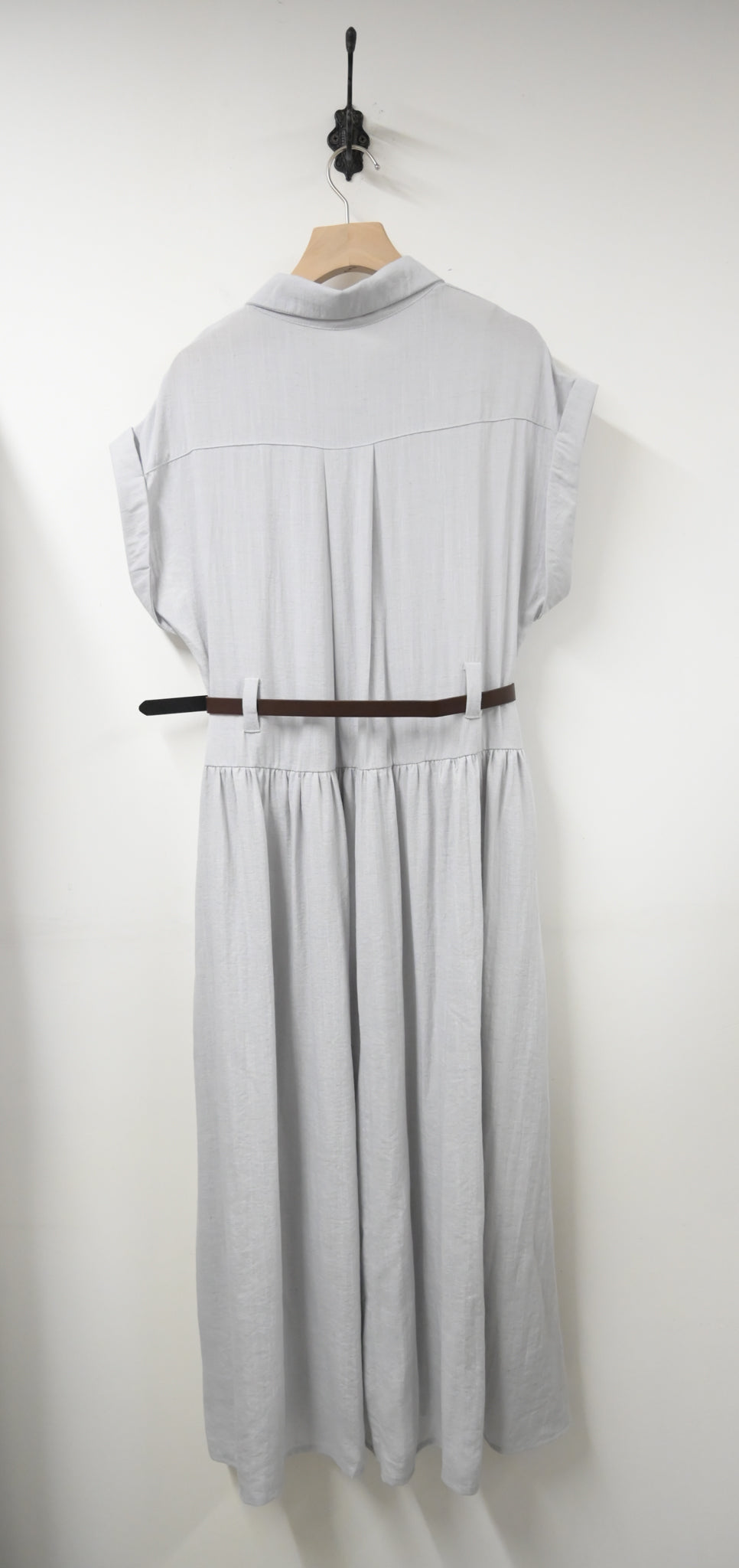 夏季．棉麻連身裙連belt 2色入 1S60529