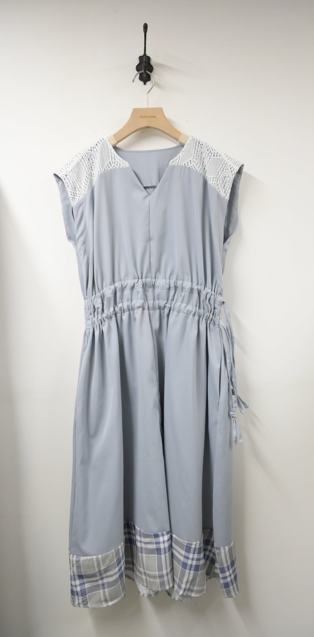 夏季・V領收腰連身裙 2色入 1S20551