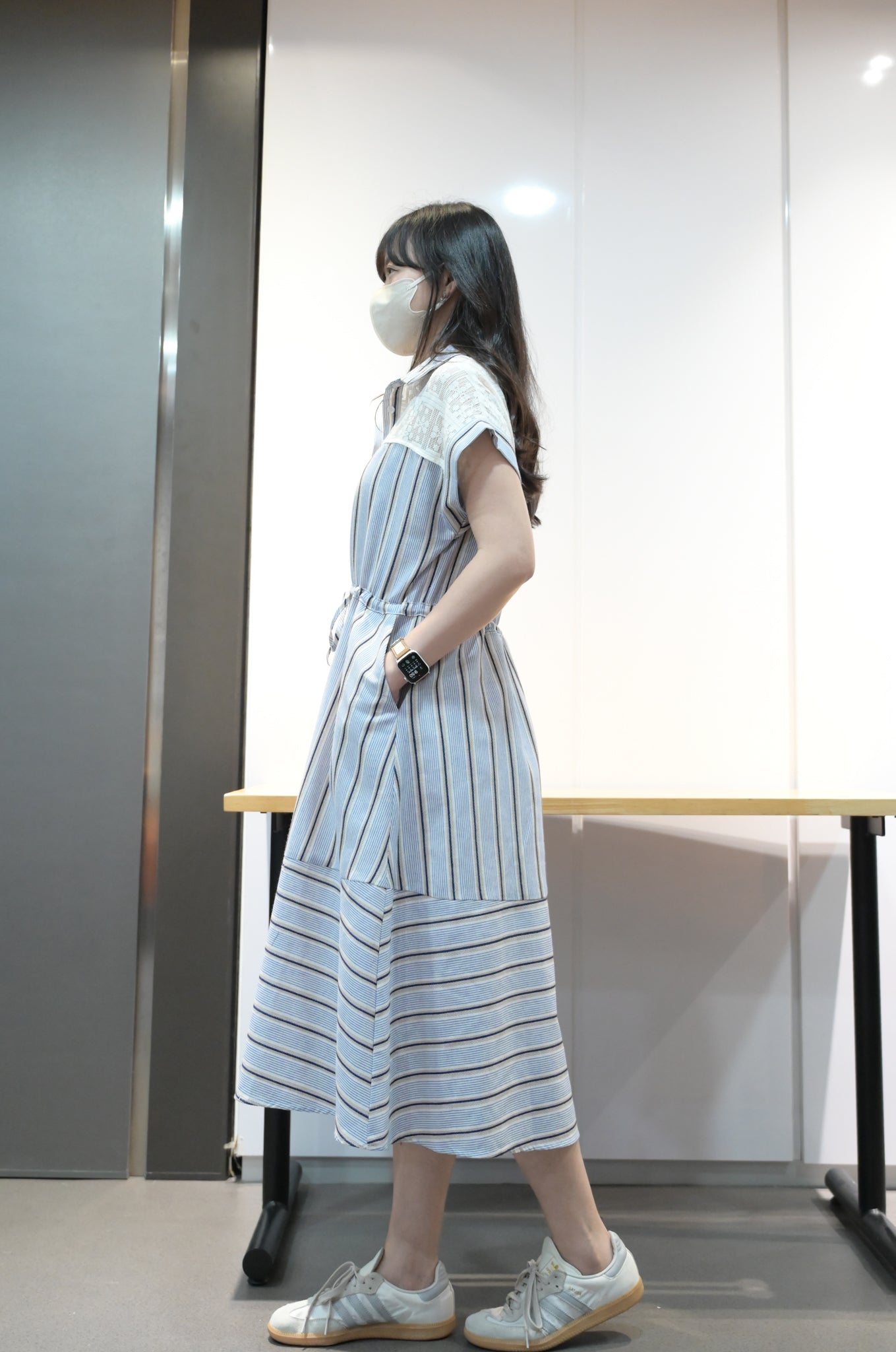 免熨棉麻料拼通花條紋反領連身裙 2色入 S20510