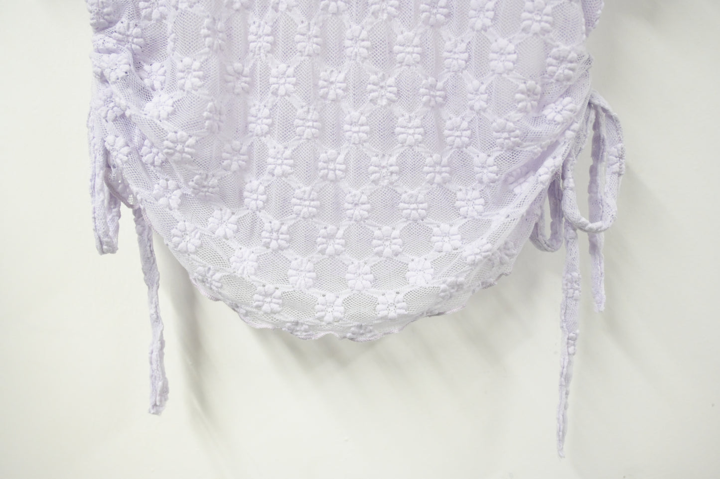 夏季・暗紋花花透視束邊上衣 2色入 1S10704