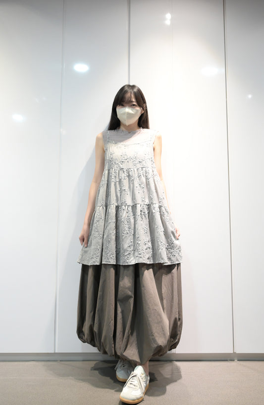 立體花花刺繡外搭連身裙 2色入 S10607