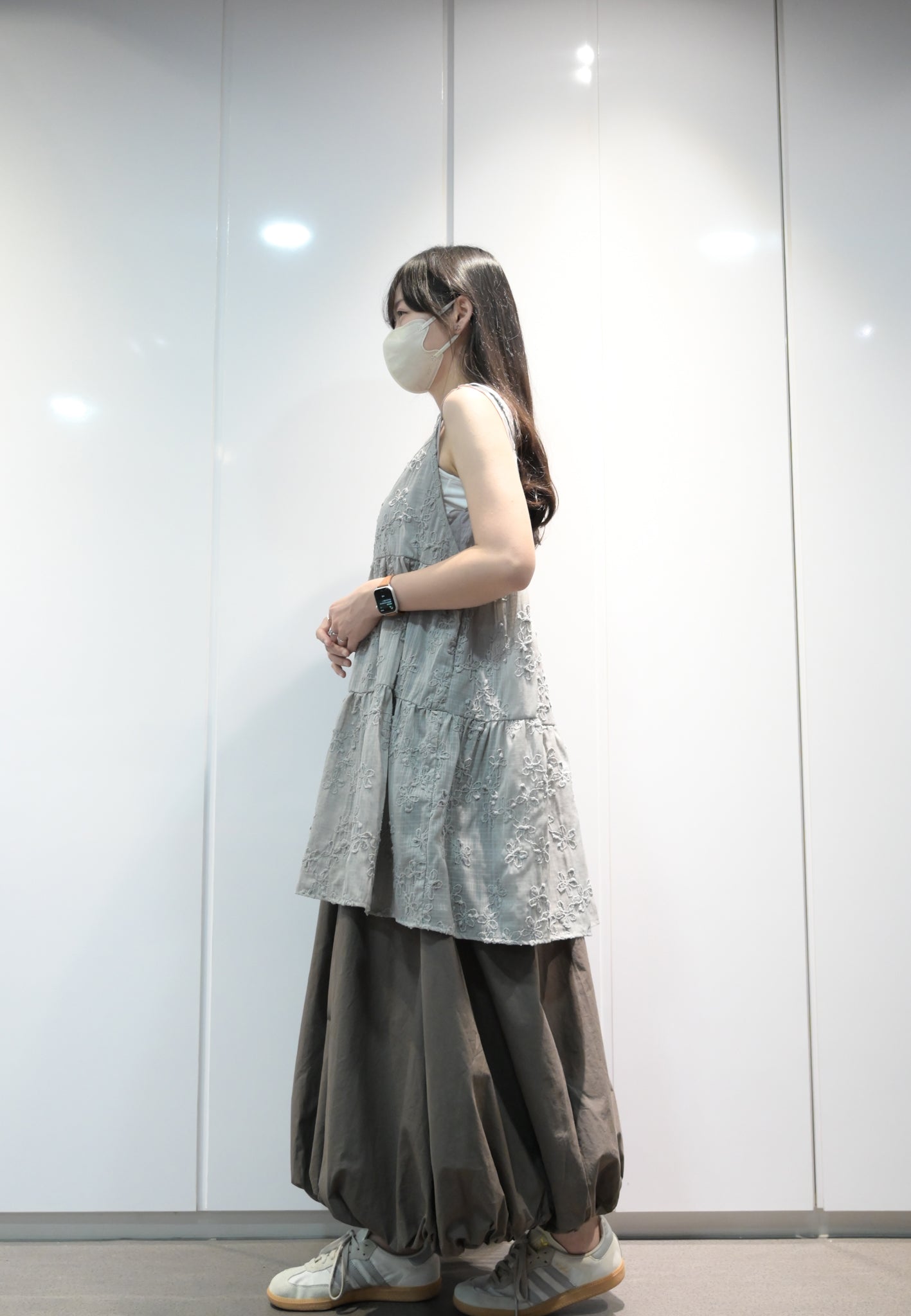 立體花花刺繡外搭連身裙 2色入 S10607