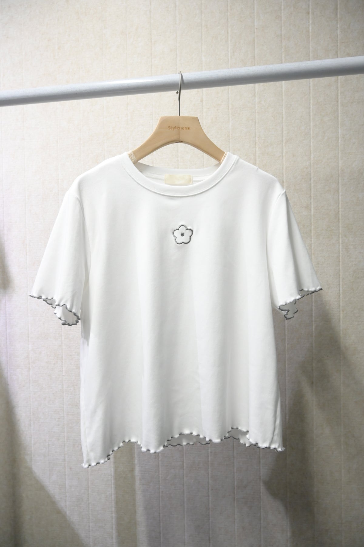 夏季・刺繡花花棉料Tee 2色入 1S50803