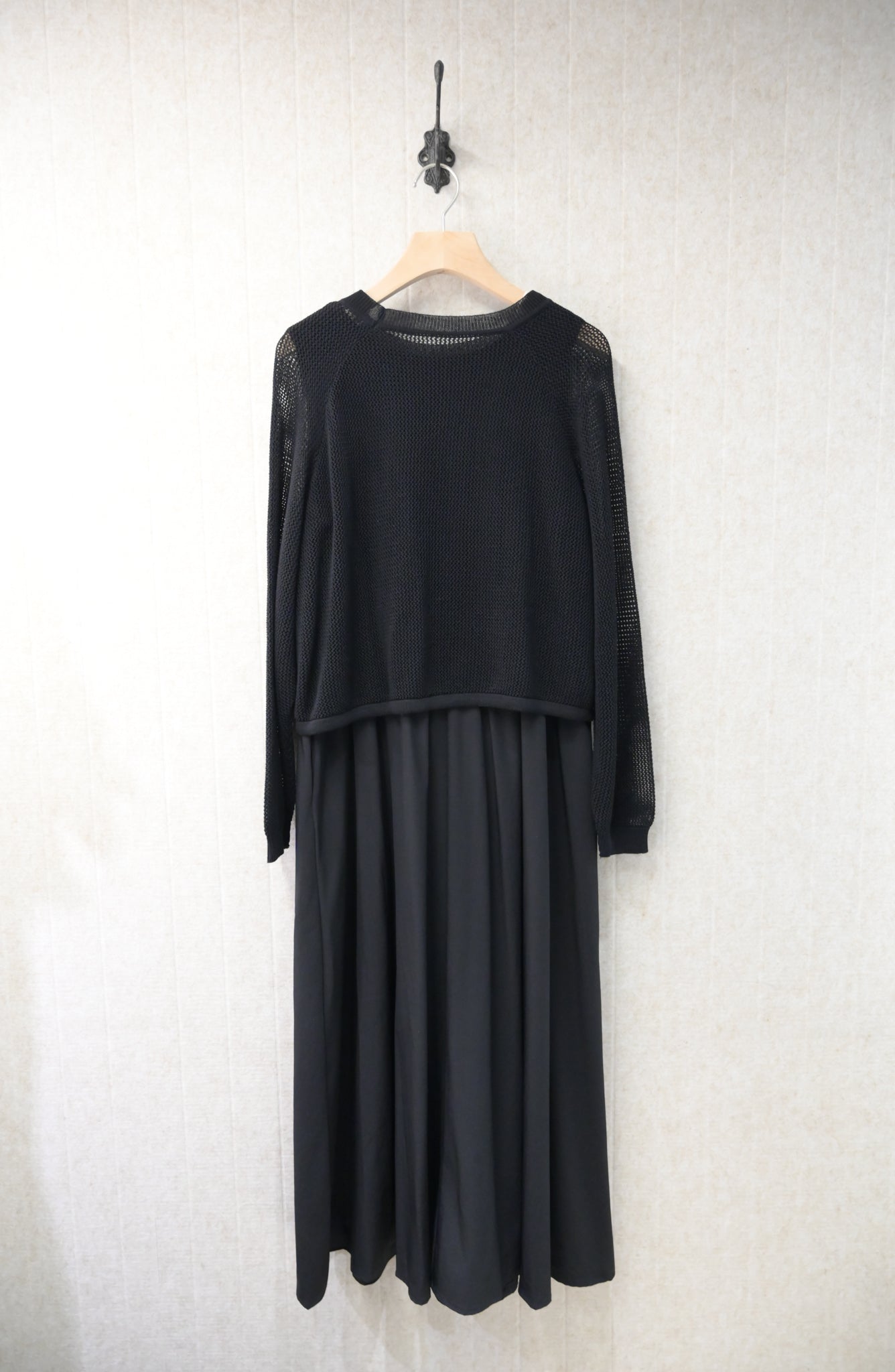 初秋・爽滑背心裙配束邊線衫SET 2色入 1S60842