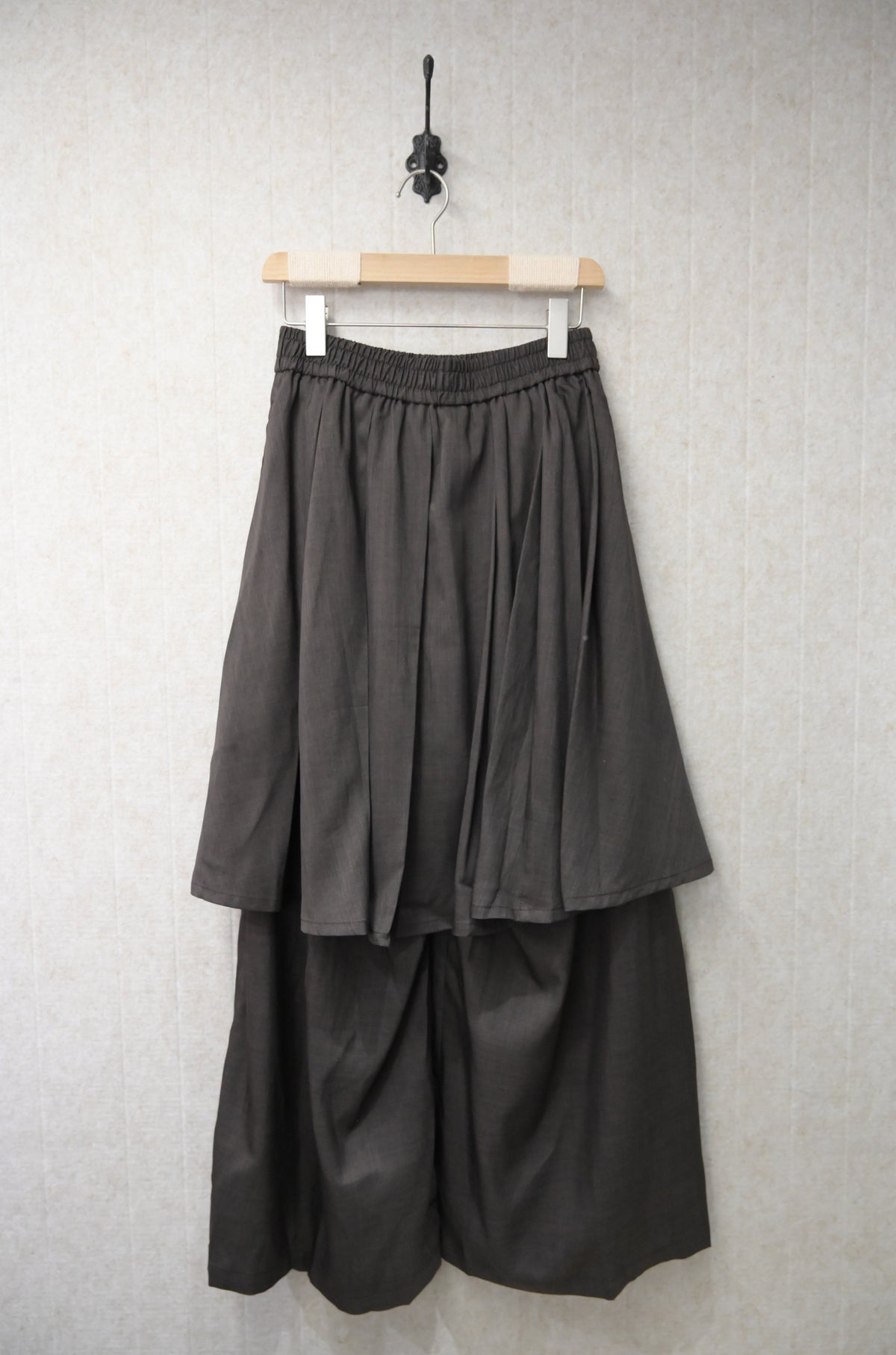 初秋・ 假兩件百褶裙褲 2色入2W11008