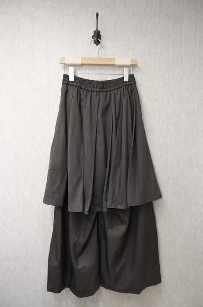 初秋・ 假兩件百褶裙褲 2色入2W11008