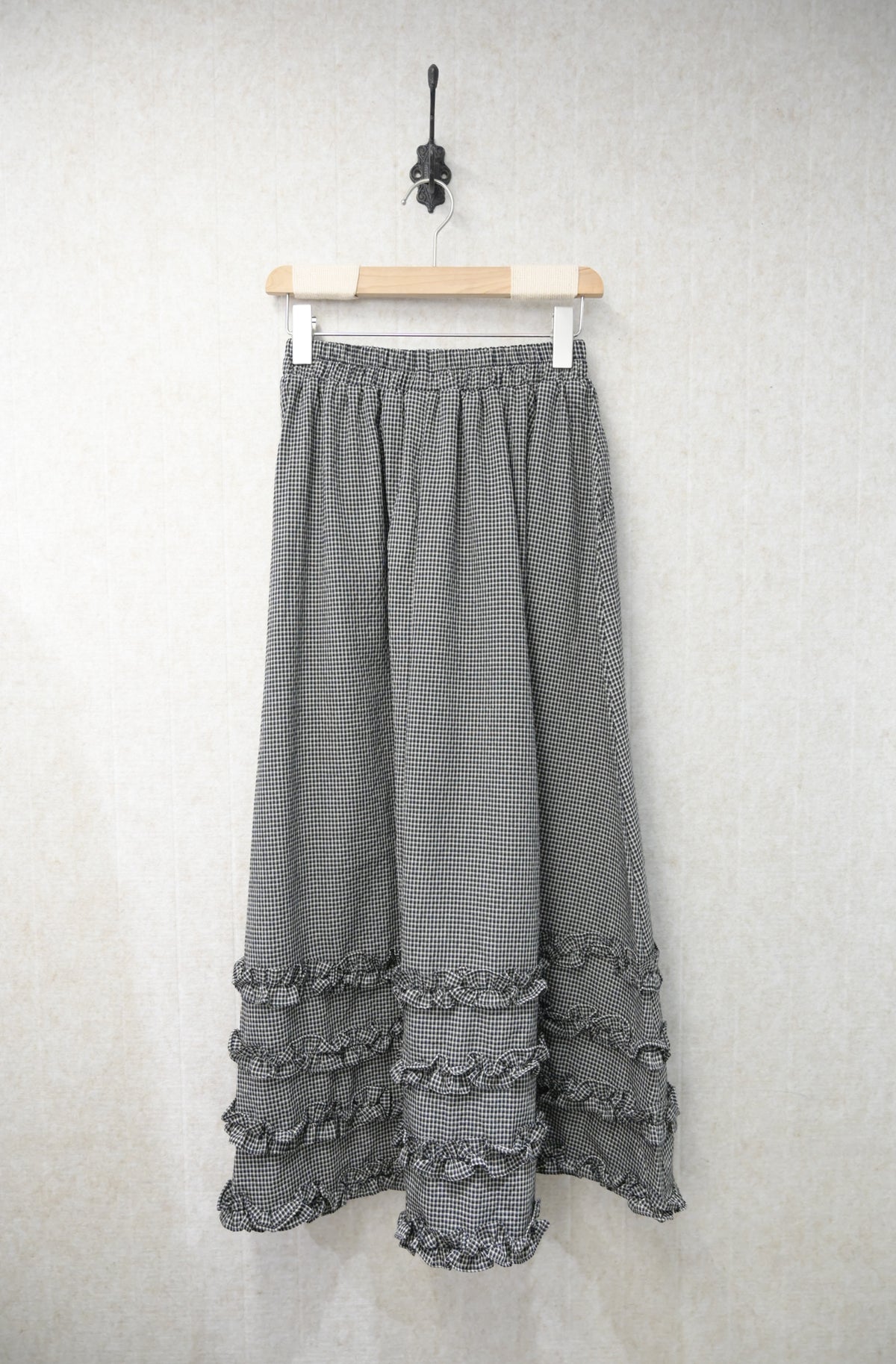 初秋・下垂感細格仔半身裙 2色入 2W11013