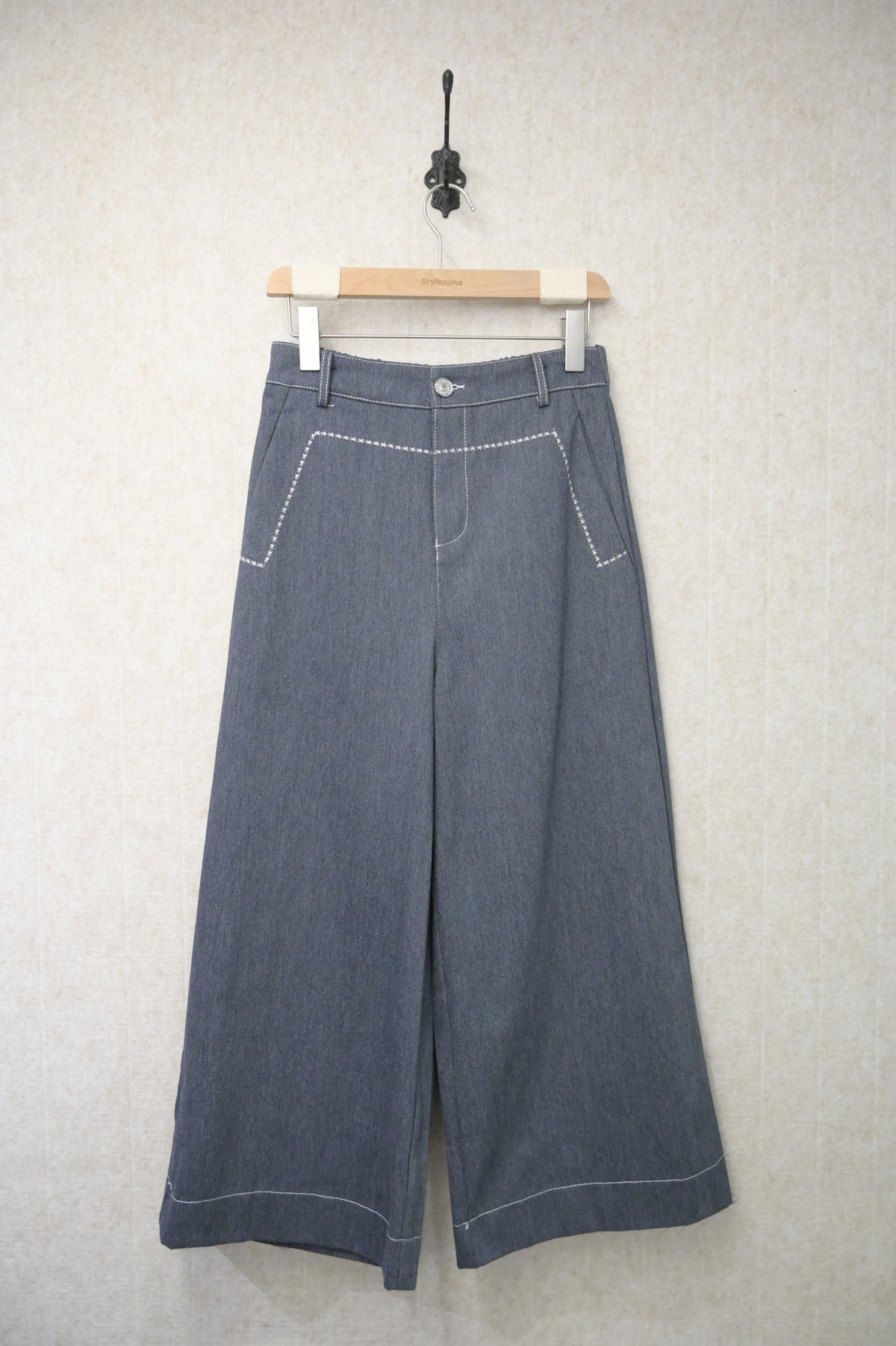 初秋・刺繡明線挺身料斜布褲 2色入 2W21031