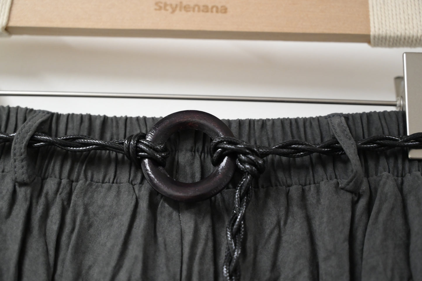 初秋～壓褶皺皺免熨半身裙連Belt 2色入 S60833