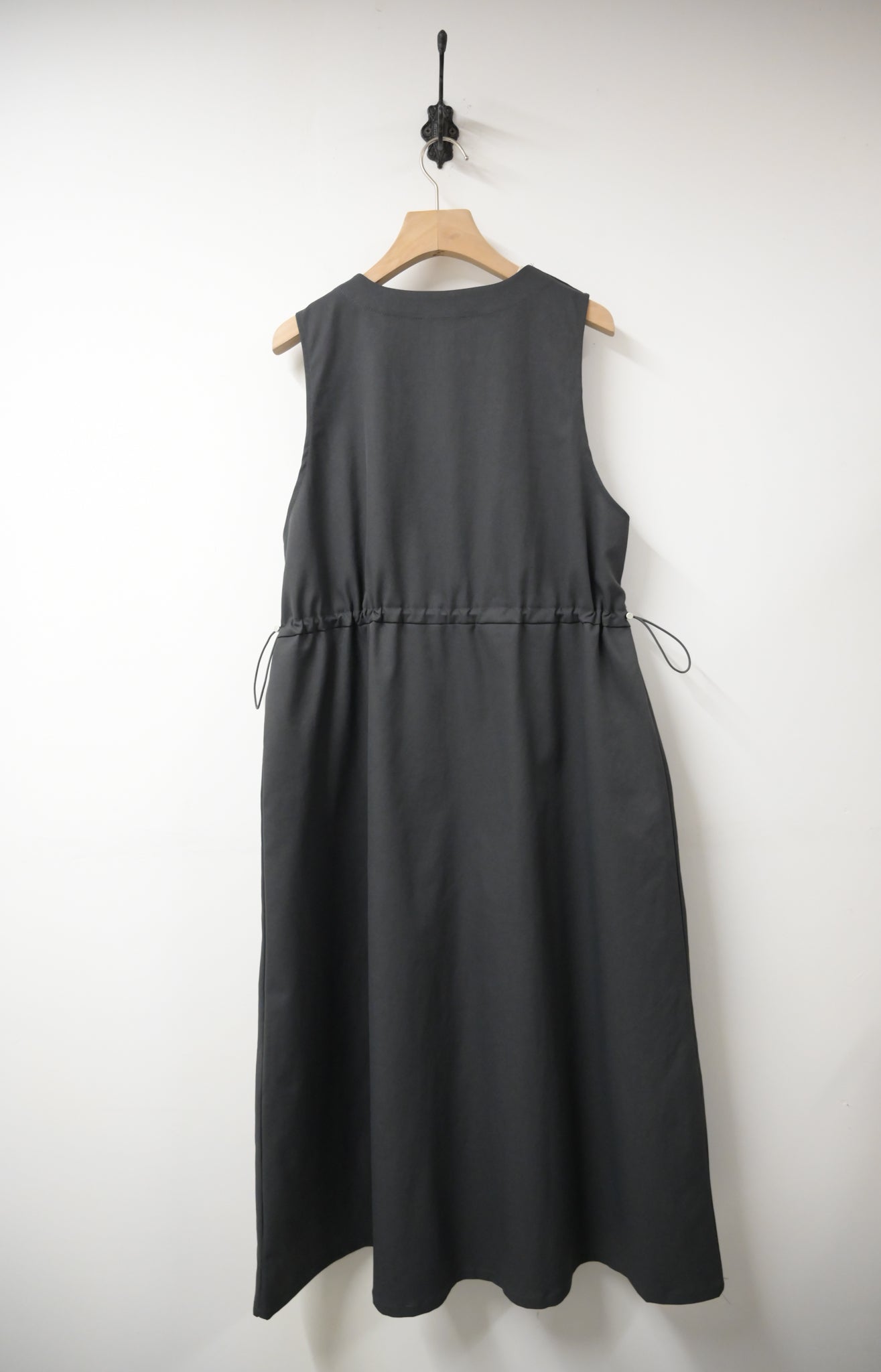 初秋・挺身靚料束腰背心裙 2色入1W61007