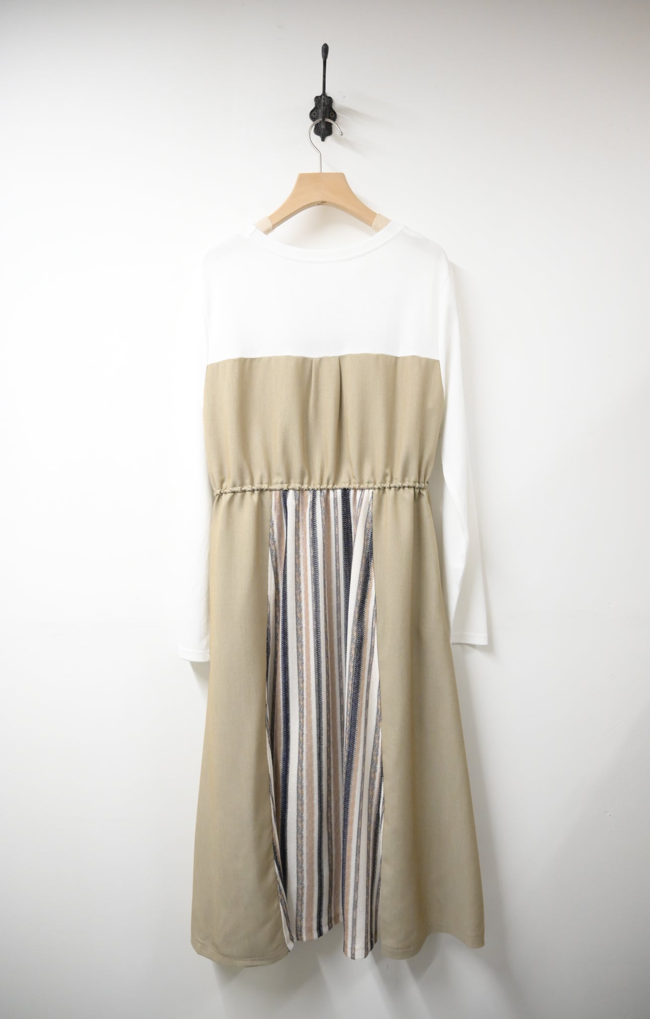 初秋・束腰拼布修腰連身裙 2色入 1W21025