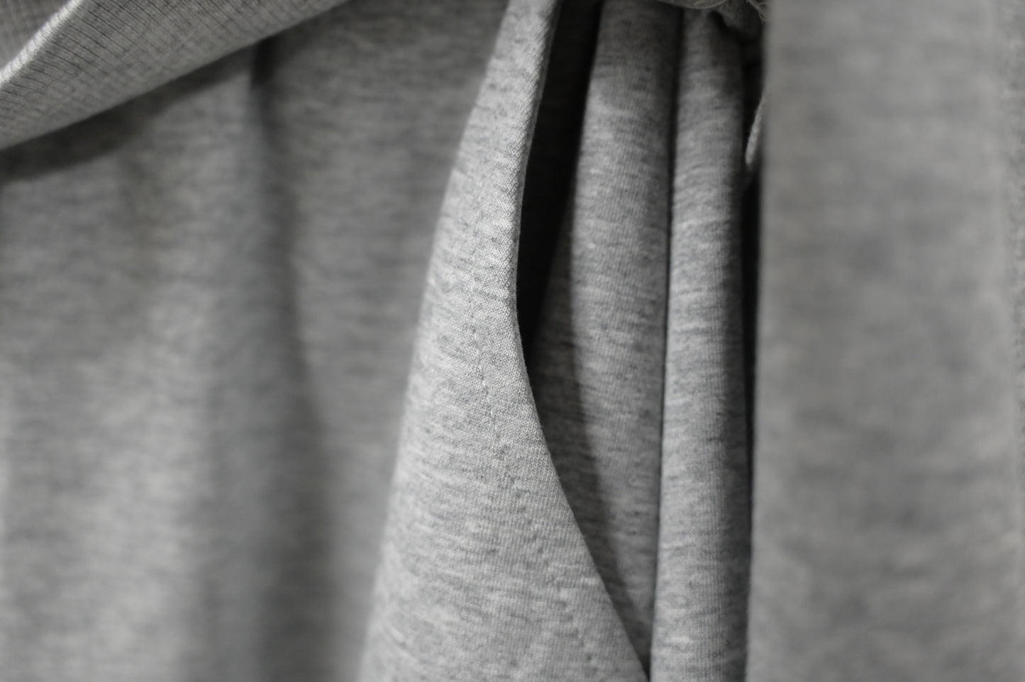 秋冬・太空棉露肩衛衣配半身裙SET 2 色入 1W61032