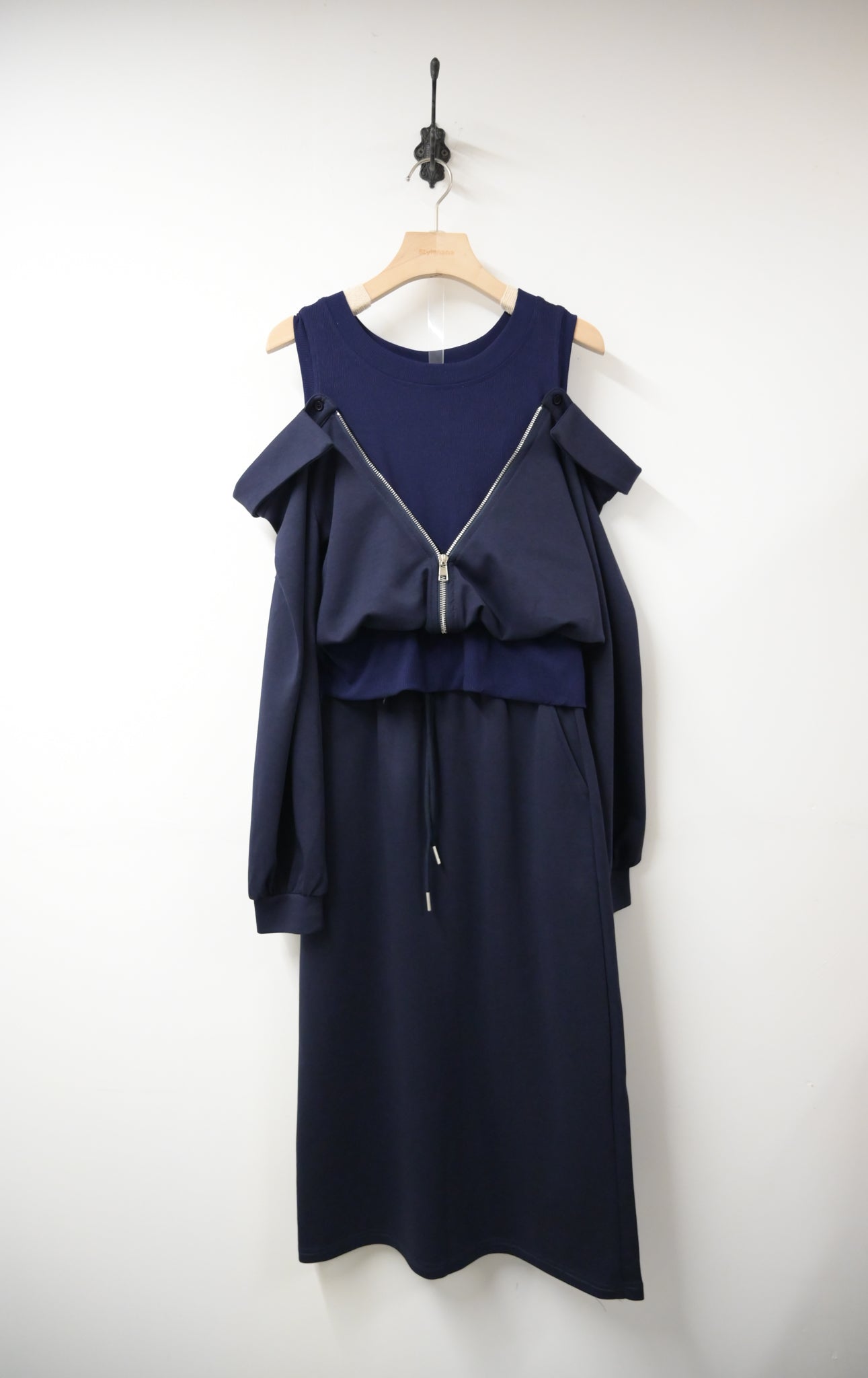 秋冬・太空棉露肩衛衣配半身裙SET 2 色入 1W61032