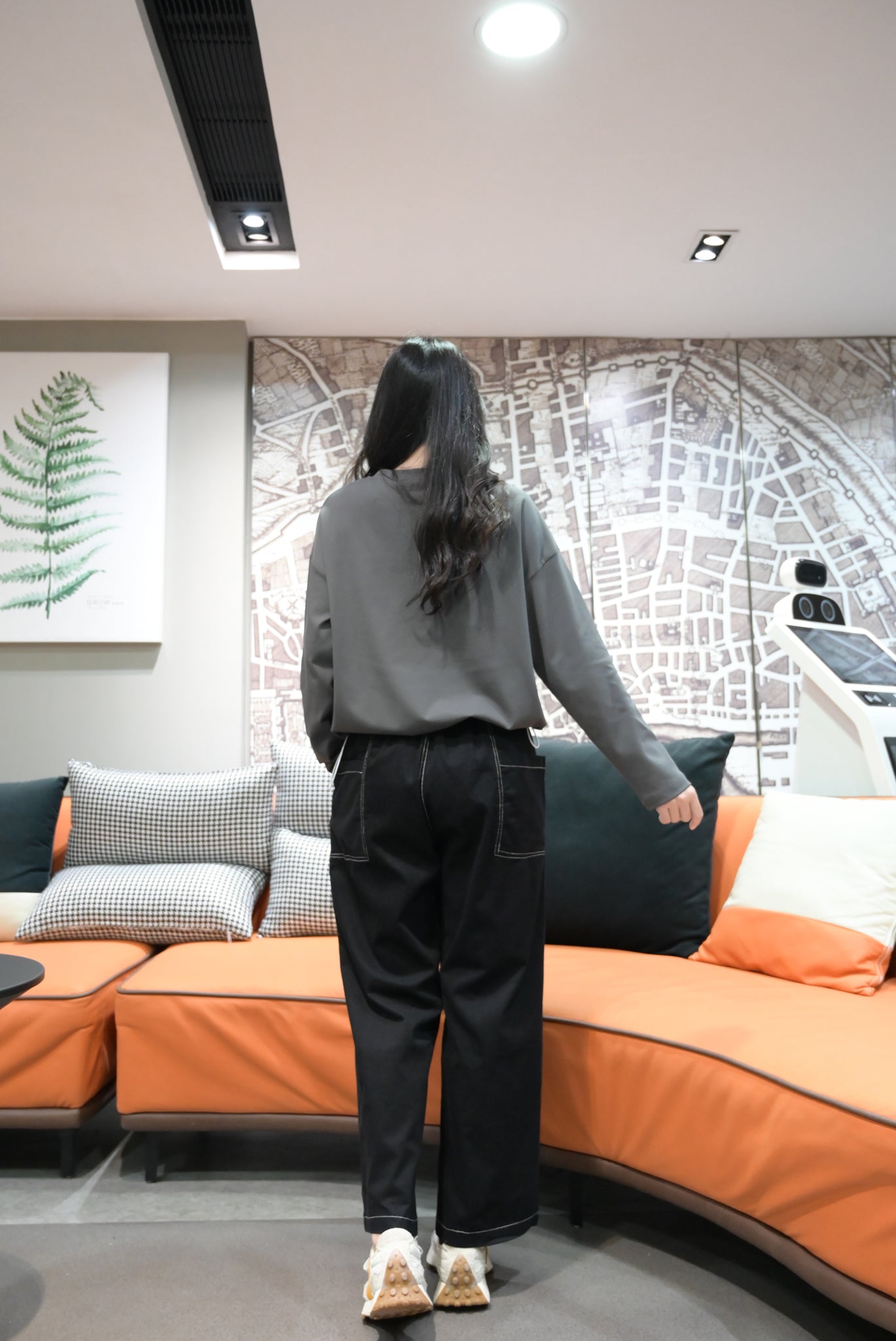 初秋・刺繡貓貓束邊薄衛衣 2色入 1W21033