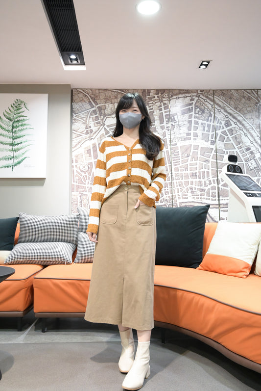 初秋・親膚橫間木鈕仔線衫外套 2色入 1W61035