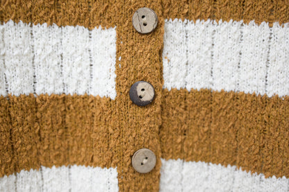 初秋・親膚橫間木鈕仔線衫外套 2色入 1W61035