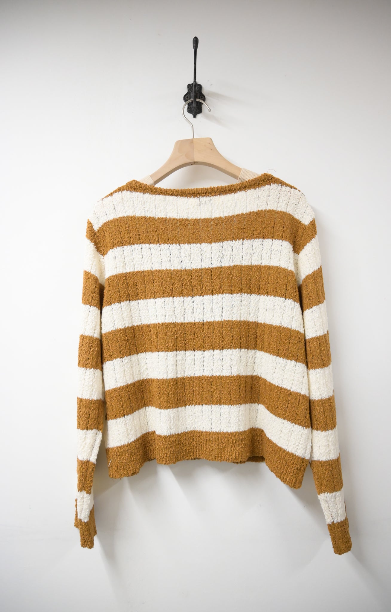 初秋・親膚橫間木鈕仔線衫外套 2色入 1W61035