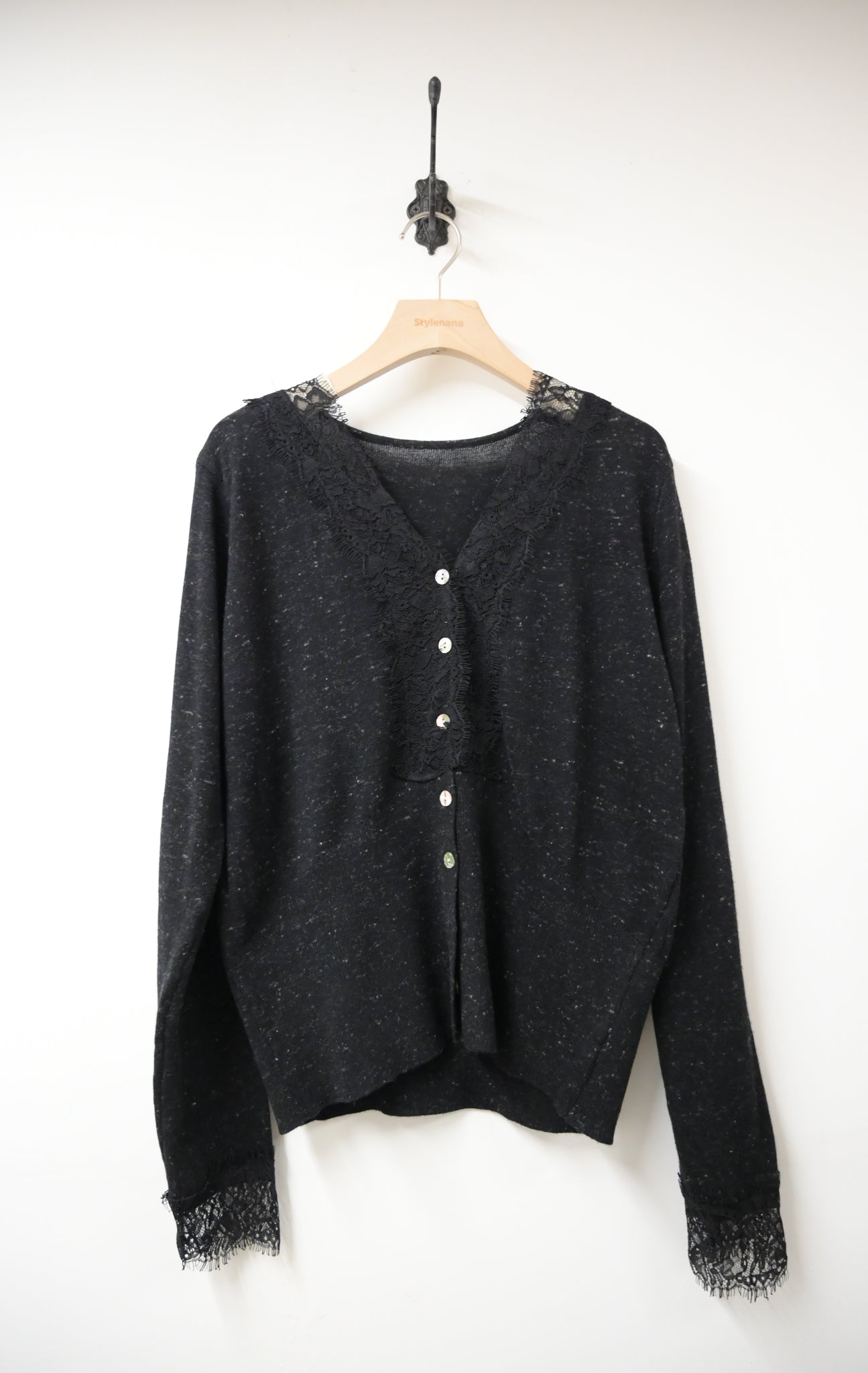 初秋・超親膚蕾絲拼柔軟混色針織外套 2色入 1W61036