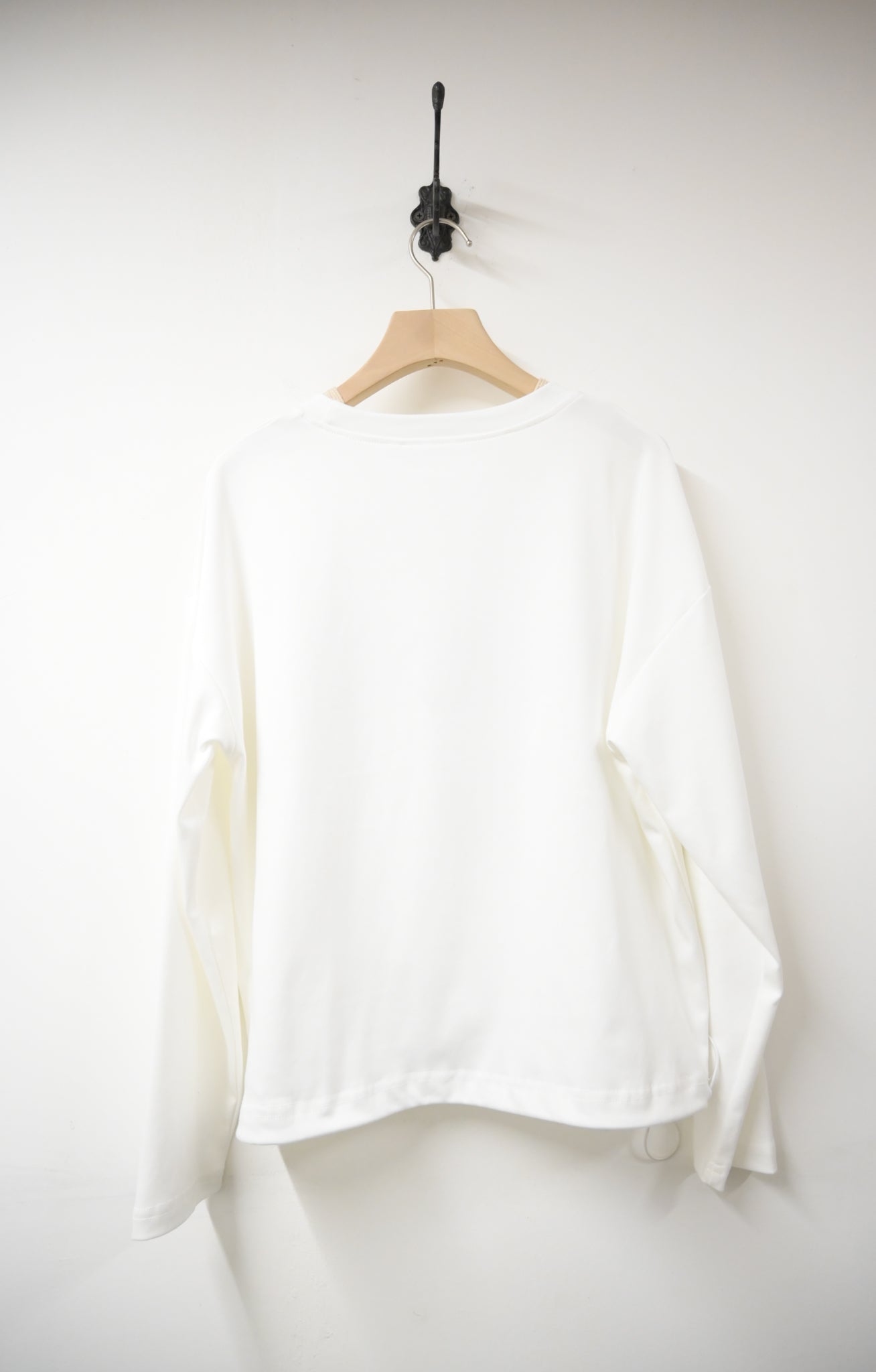 初秋・刺繡貓貓束邊薄衛衣 2色入 1W21033