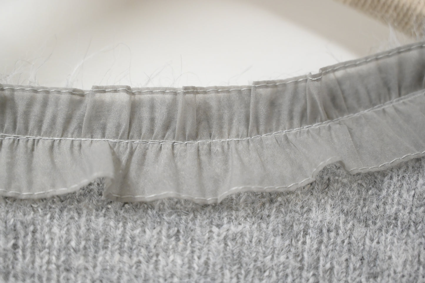 秋冬・Ruffles綁領軟熟溫暖冷衫 2色入 1W21102