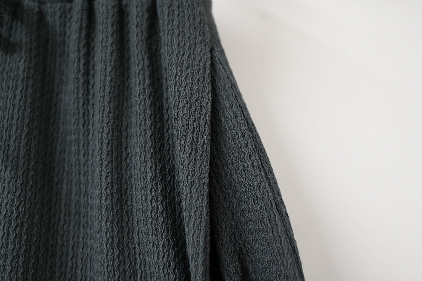 初秋・彈性料排鈕半身裙 2色入 1W61106