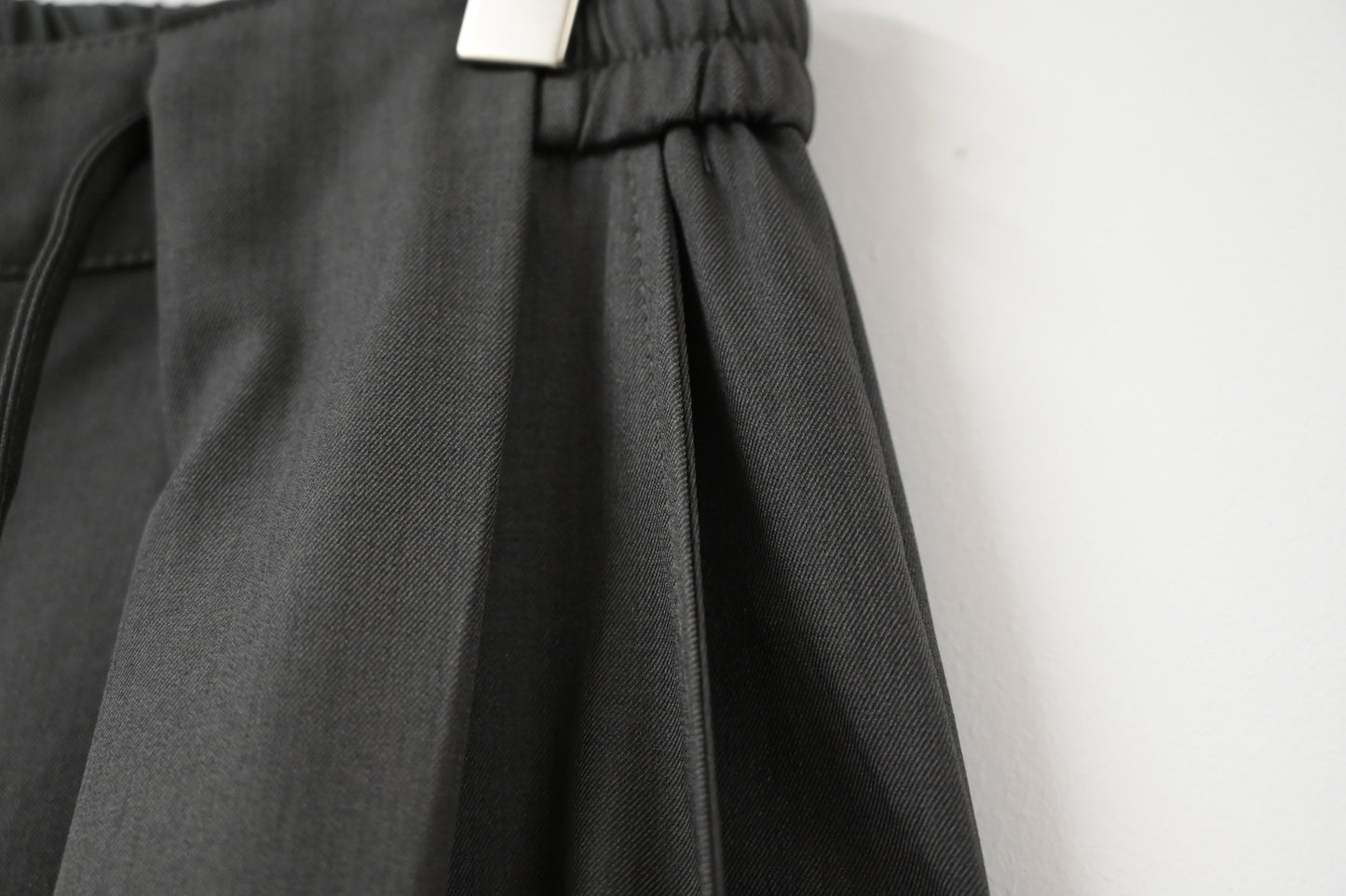 初秋・滑滑綁帶半橡筋落地西褲 2色入 1W61105