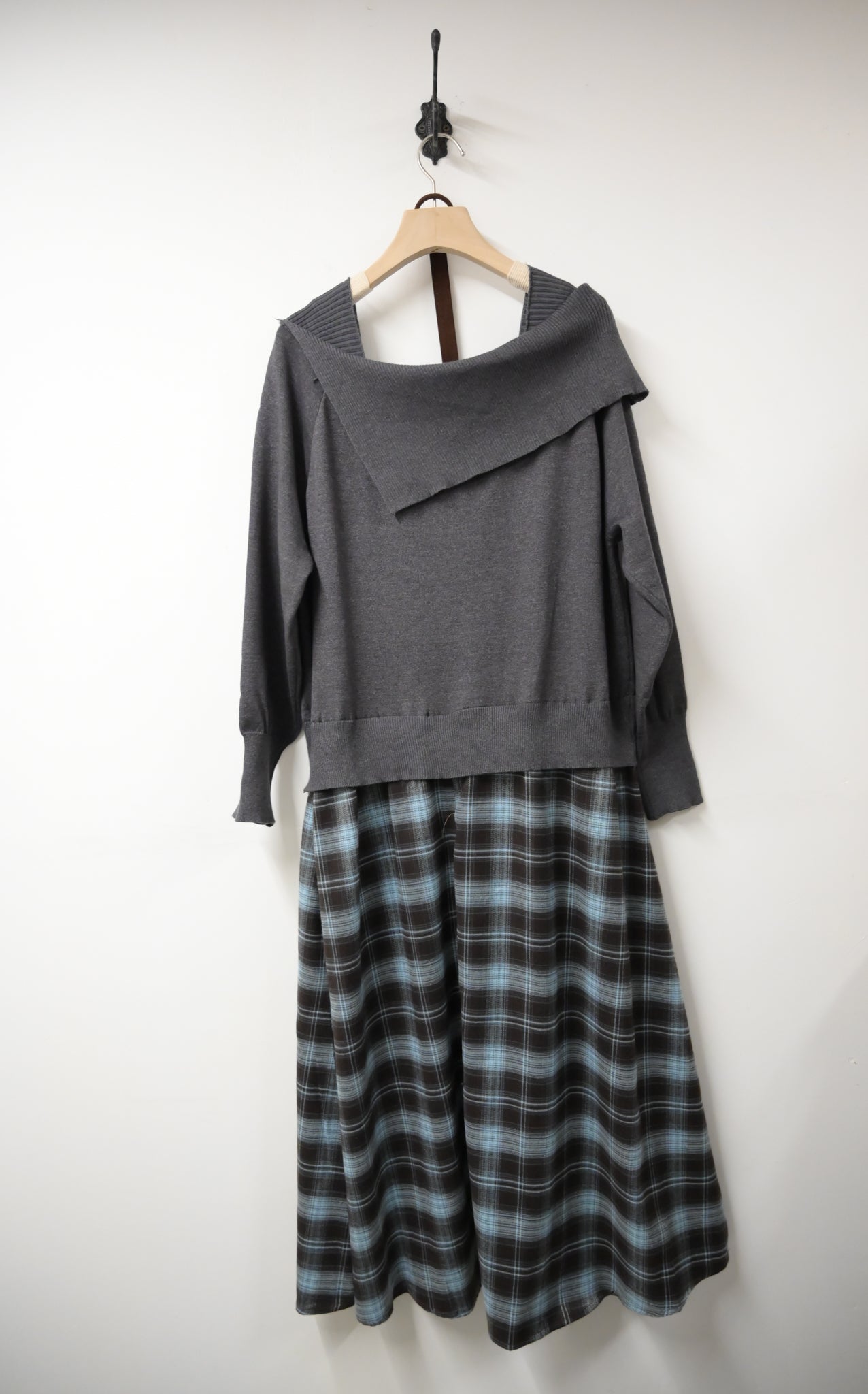 秋冬・反領針織拼接格仔寬鬆長裙連belt 2色入 1W61127