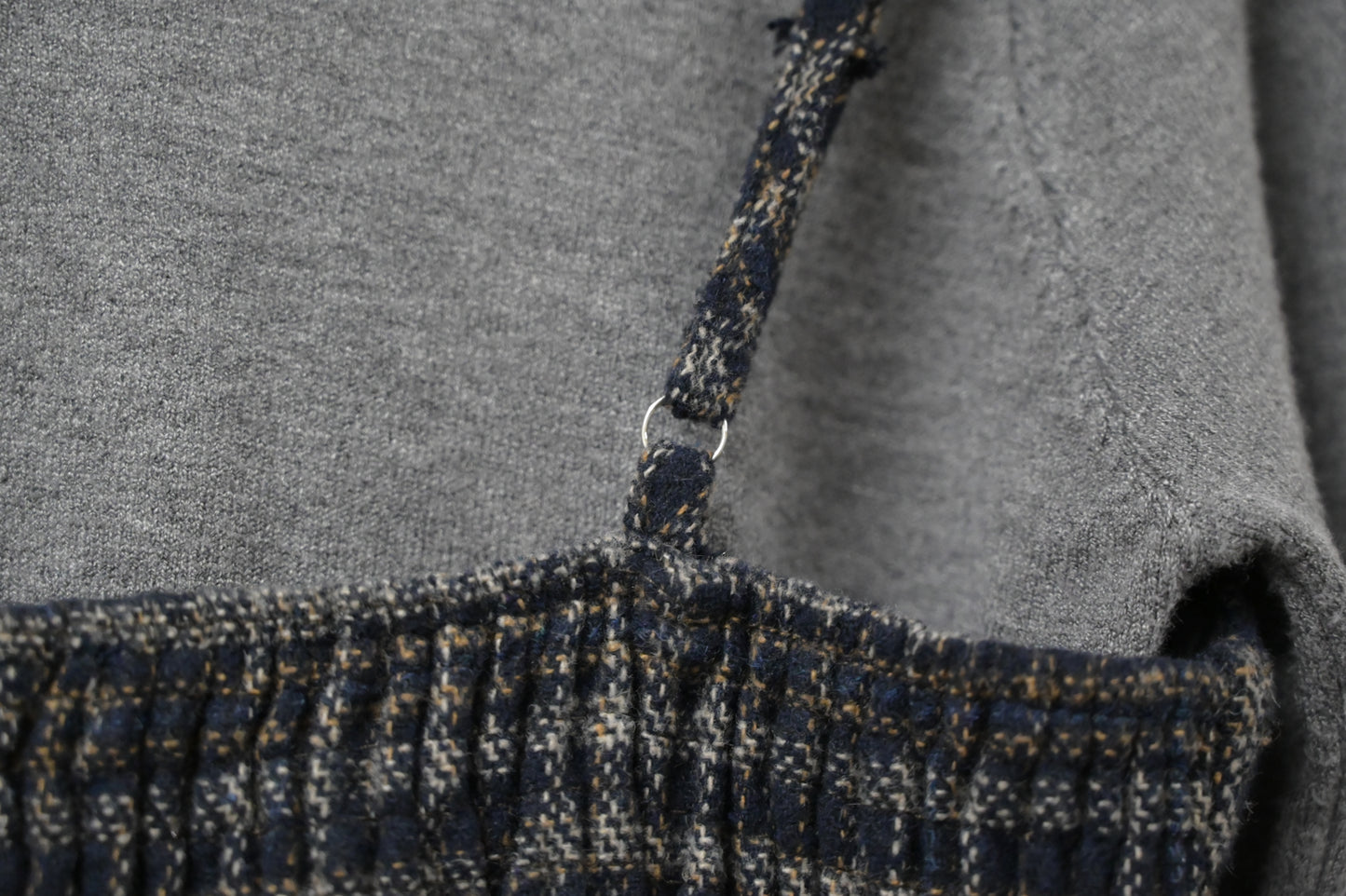 秋冬・厚格仔長裙配幼針織彈性上衣SET 2色入 1W61126