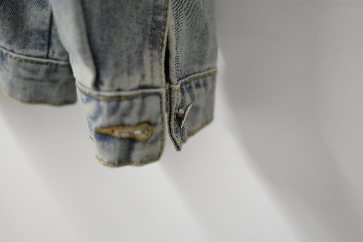 秋冬・柔軟冷衫拼接洗水牛仔外套 2色入 1W61147