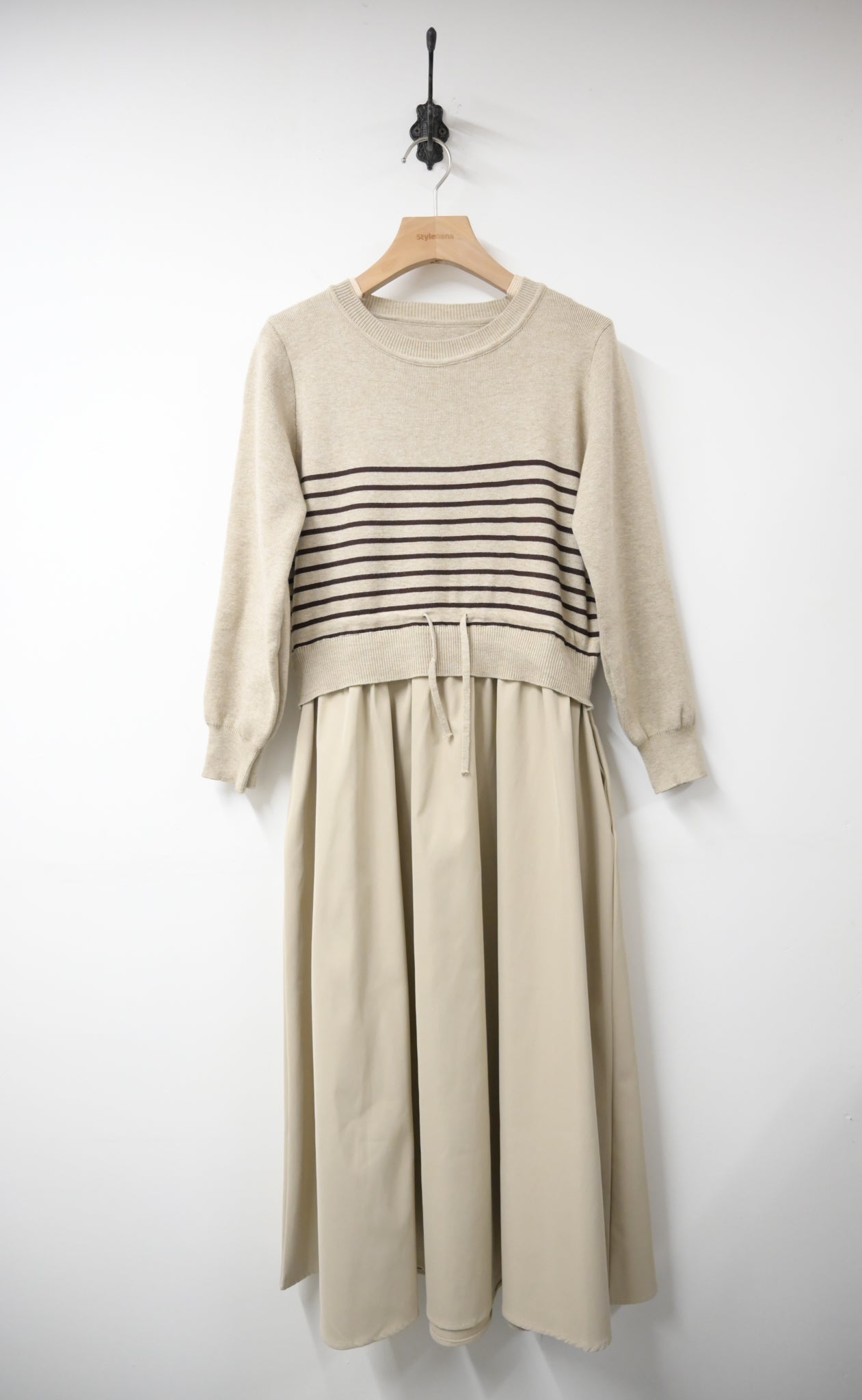 秋冬・抽繩橫間柔軟針織拼接連身裙 2色入 1W61146