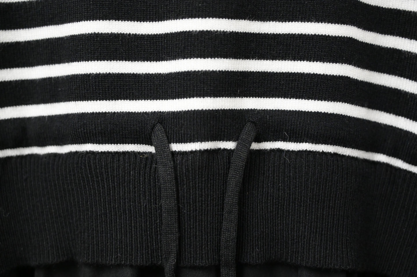 秋冬・抽繩橫間柔軟針織拼接連身裙 2色入 1W61146