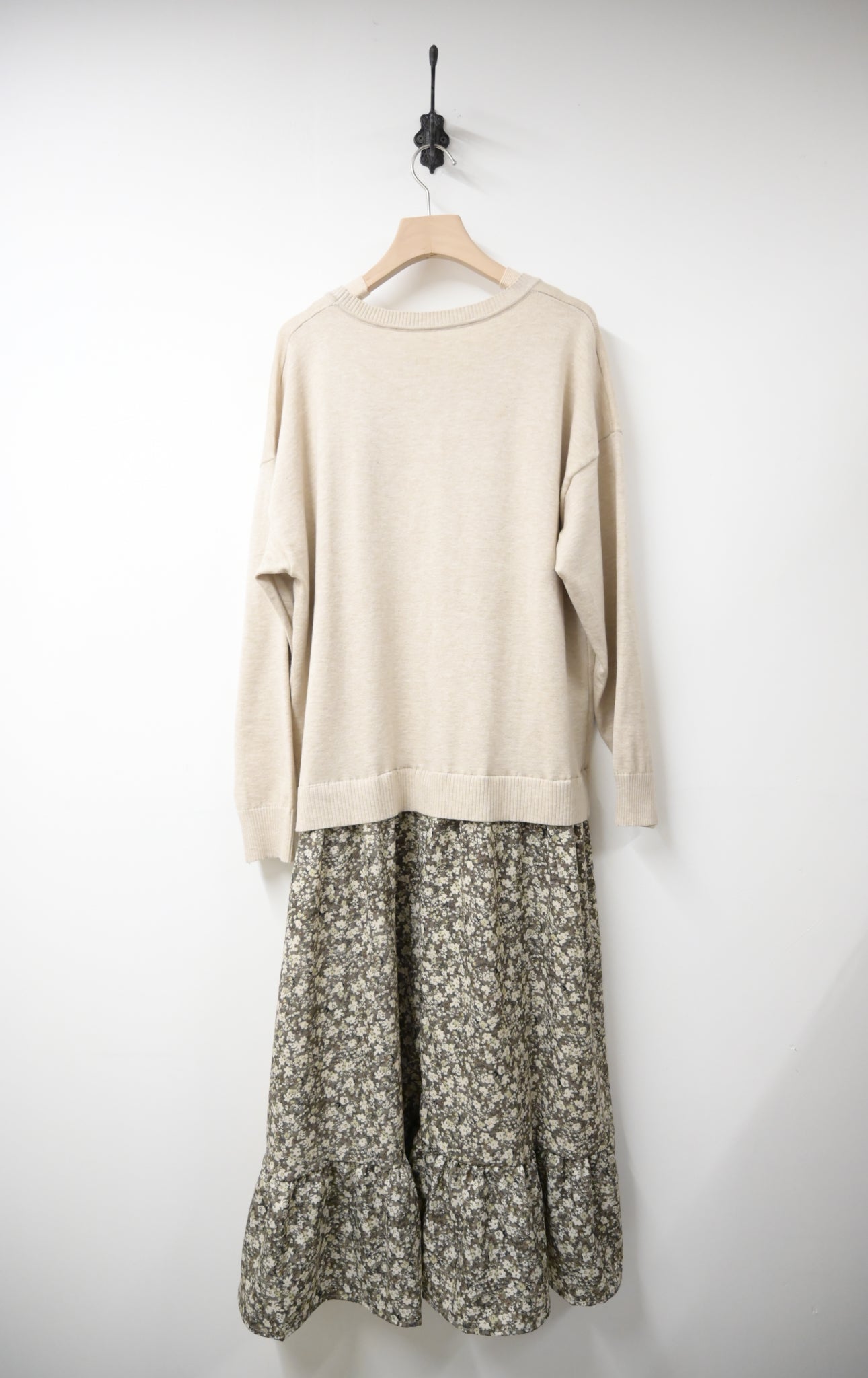 秋冬· 針織布料拼碎花寬鬆長裙 2色入 1W61118