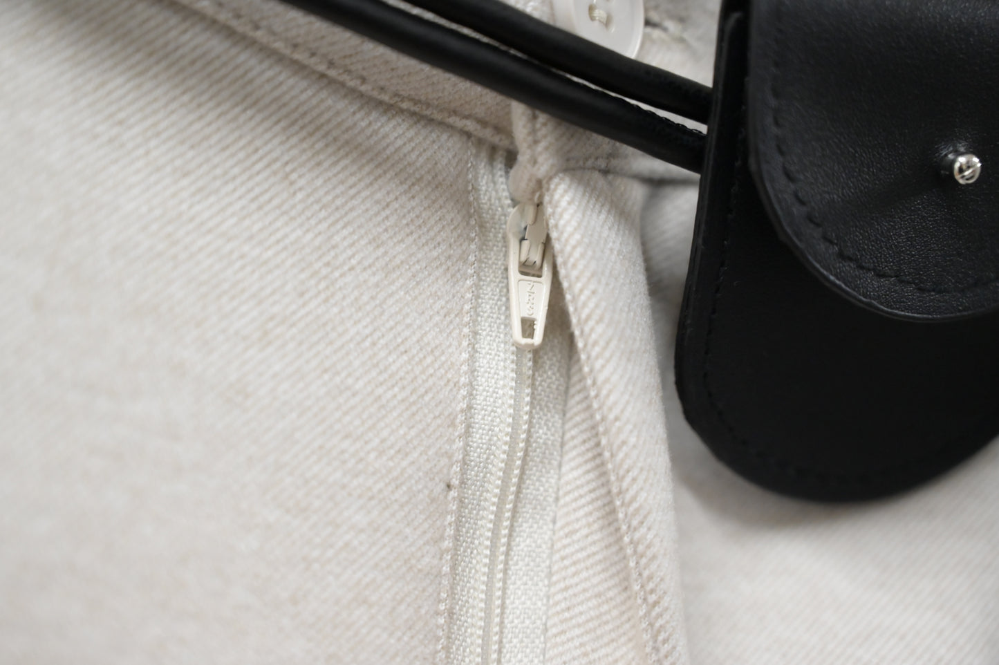 秋冬・保暖滑滑絨料半身裙連belt 2色入 1W61163