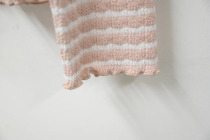 秋冬・馬卡龍橫間木耳邊上衣 2色入 1W51226