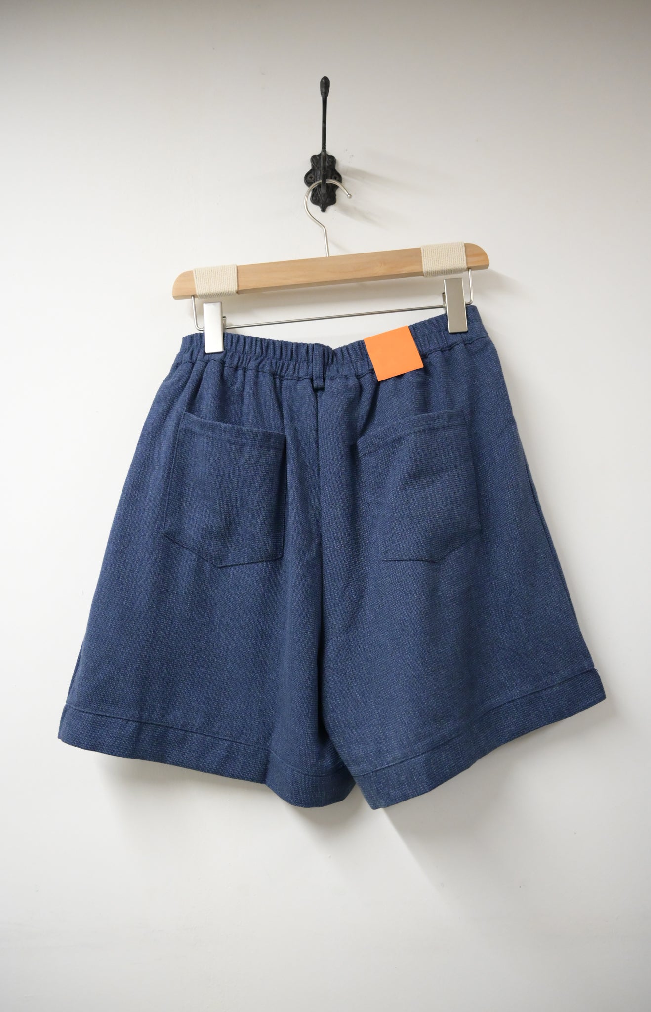 秋冬・小香風金鈕混色棉麻短褲 2色入 1W00108