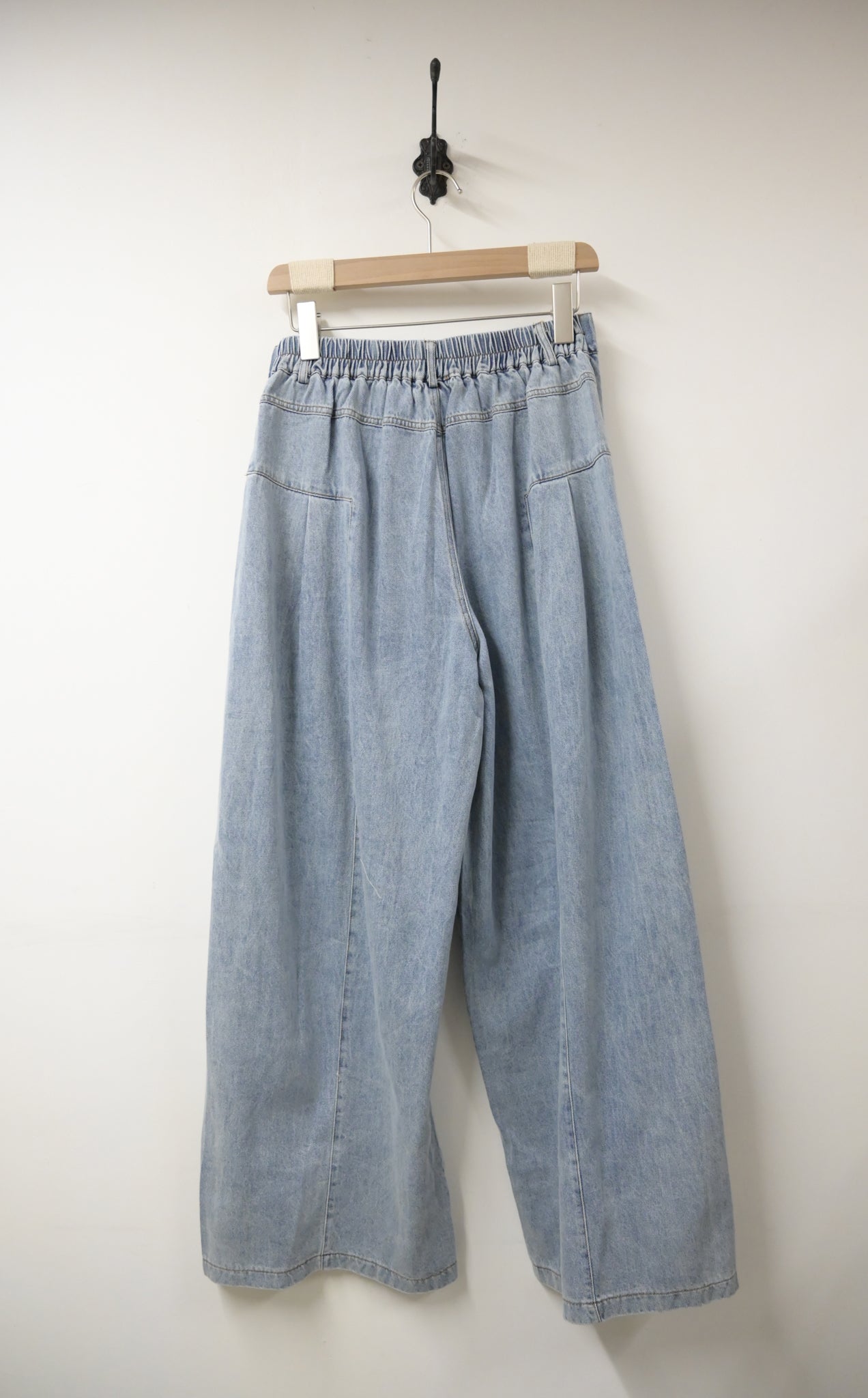 秋冬・闊腳洗水薄牛仔褲 1W70116