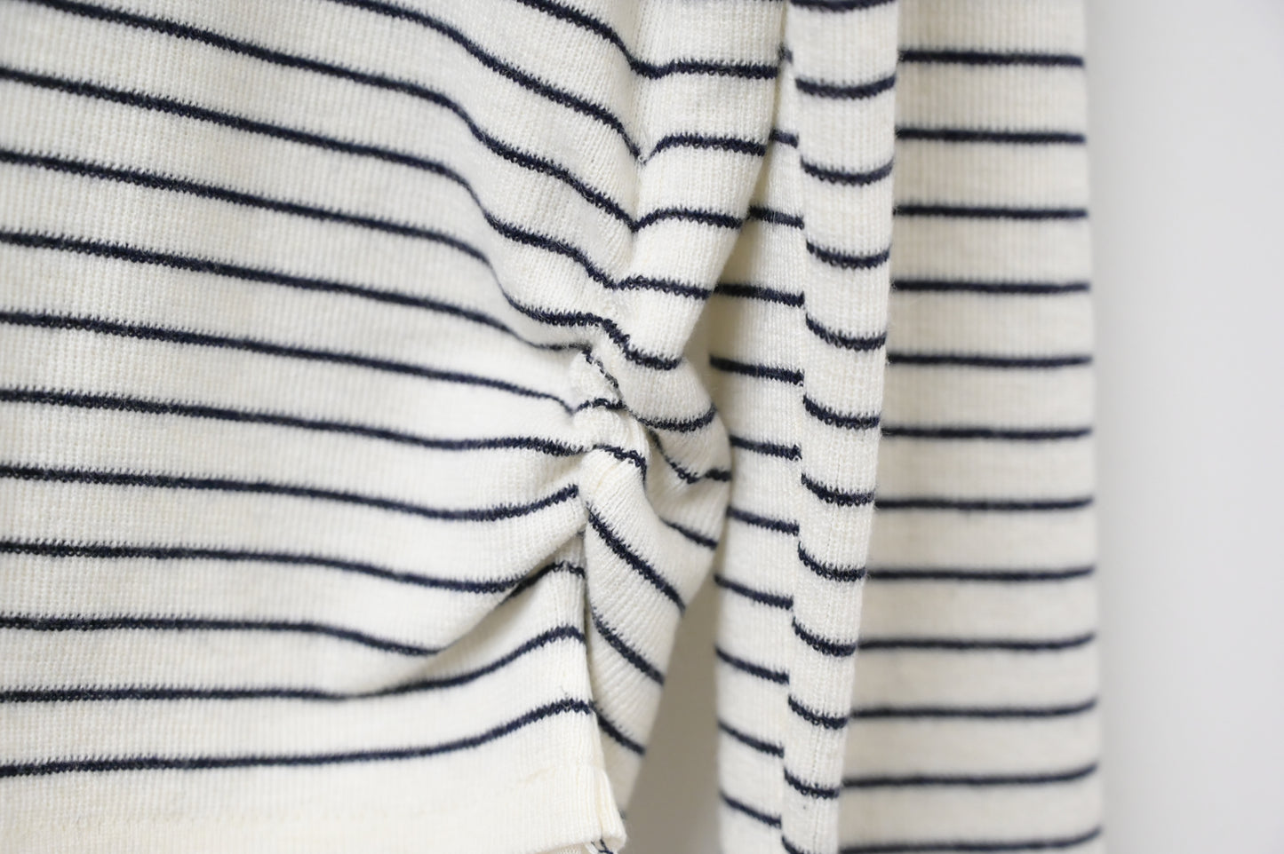 秋冬・透視邊邊橫間針織上衣 2色入 1W60117