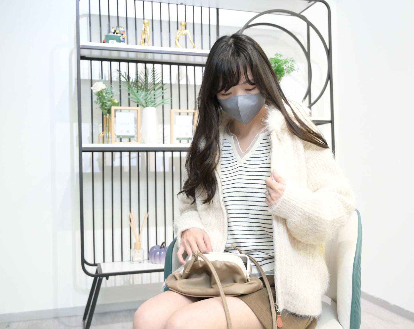 秋冬・毛毛領皮革拉鏈混色冷外套 2色入 1W60120