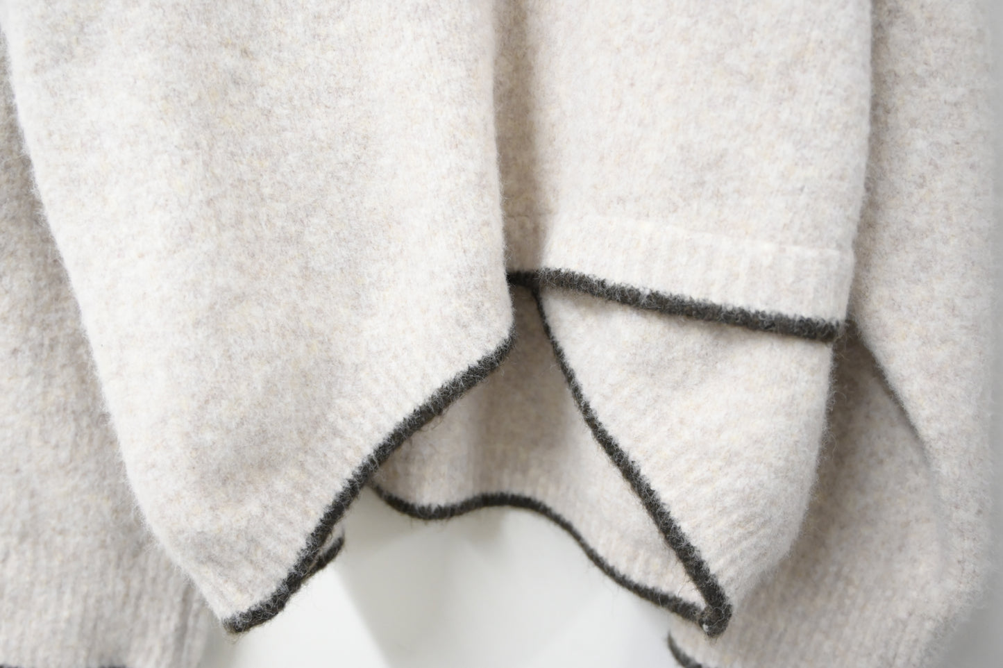 撞色邊柔軟冷衫 3色入 1W61120