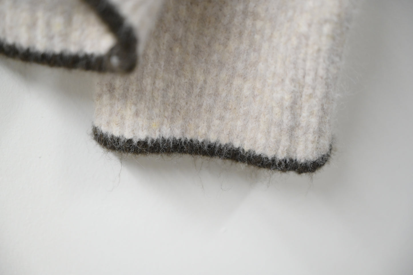 撞色邊柔軟冷衫 3色入 1W61120