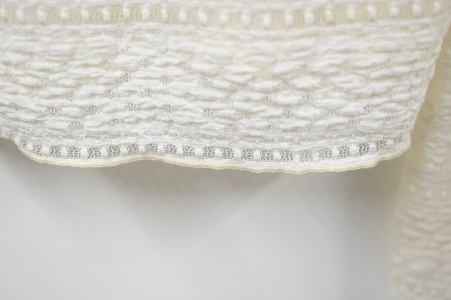 秋冬・露指袖反領彈性Lace上衣 2色入 1W10135