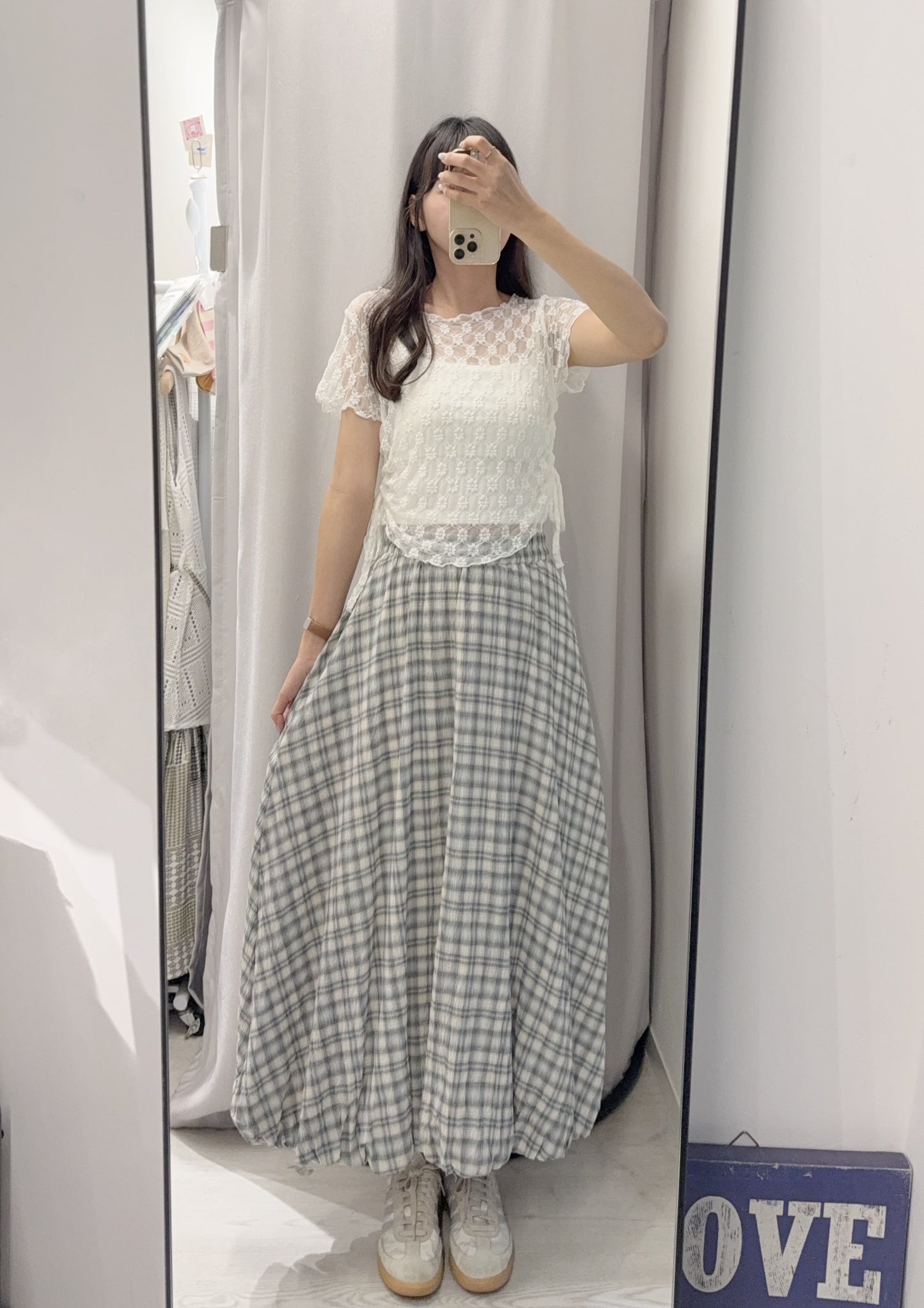 夏季・暗紋花花透視束邊上衣 2色入 1S10704