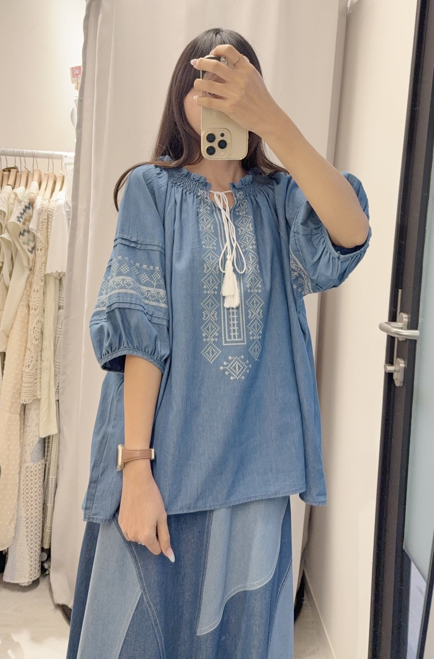 夏季・刺繡薄牛仔中袖上衣 2色入 1S60709
