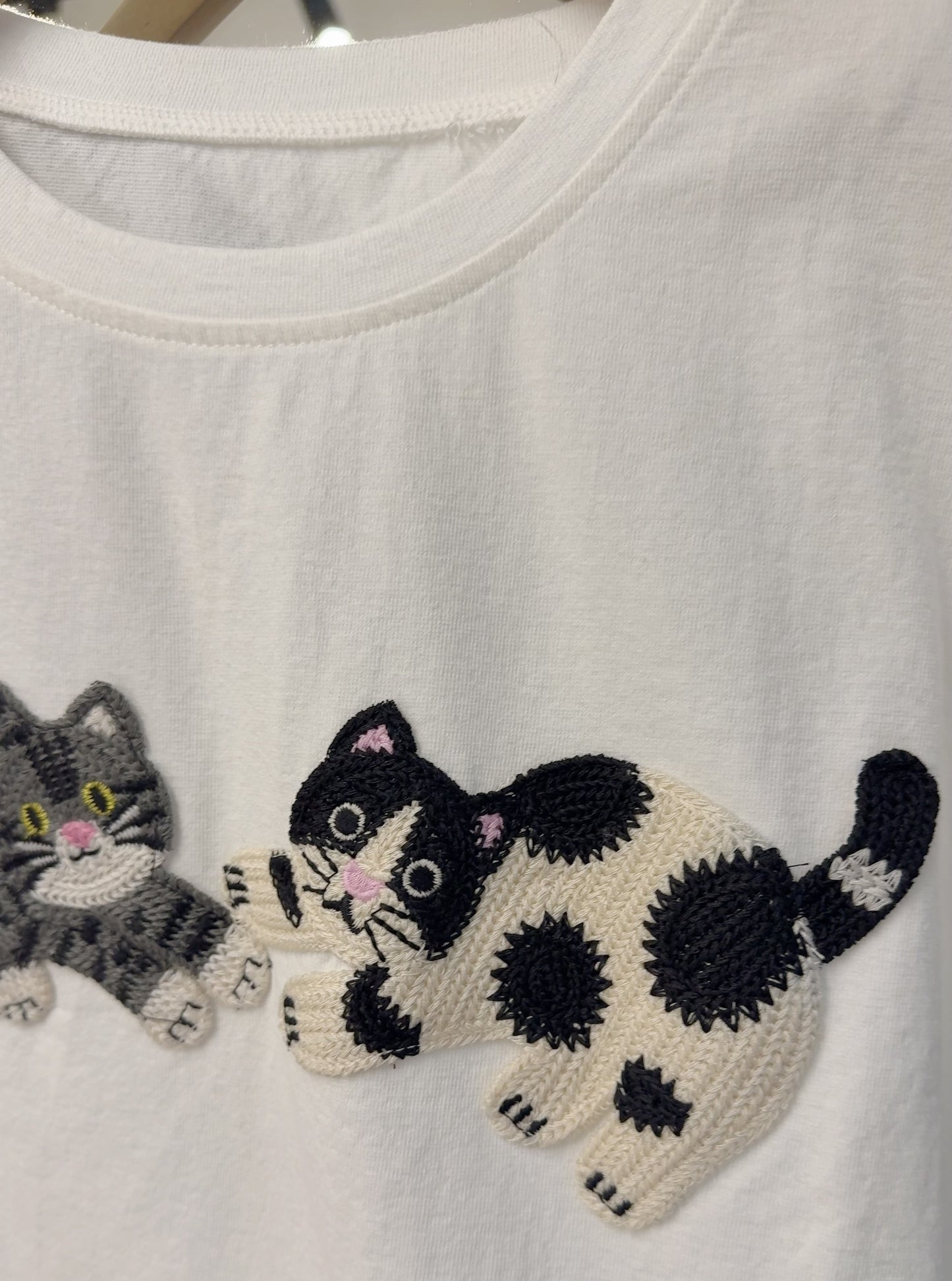 夏季・刺繡貓貓Tee 2色入 1S20318