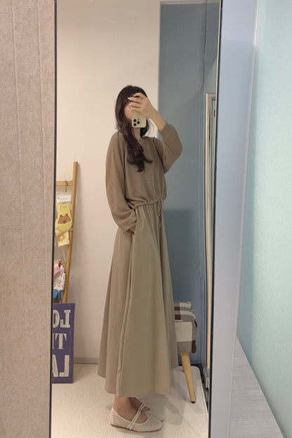 初秋・爽滑背心裙配束邊線衫SET 2色入 1S60842